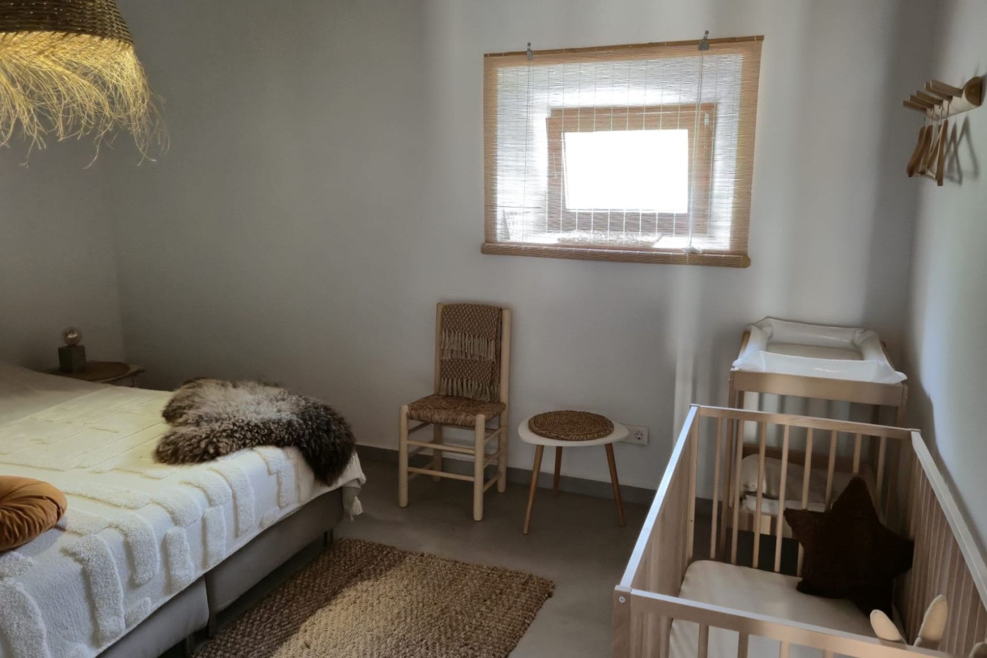 Revente - Local commercial -
Almansa