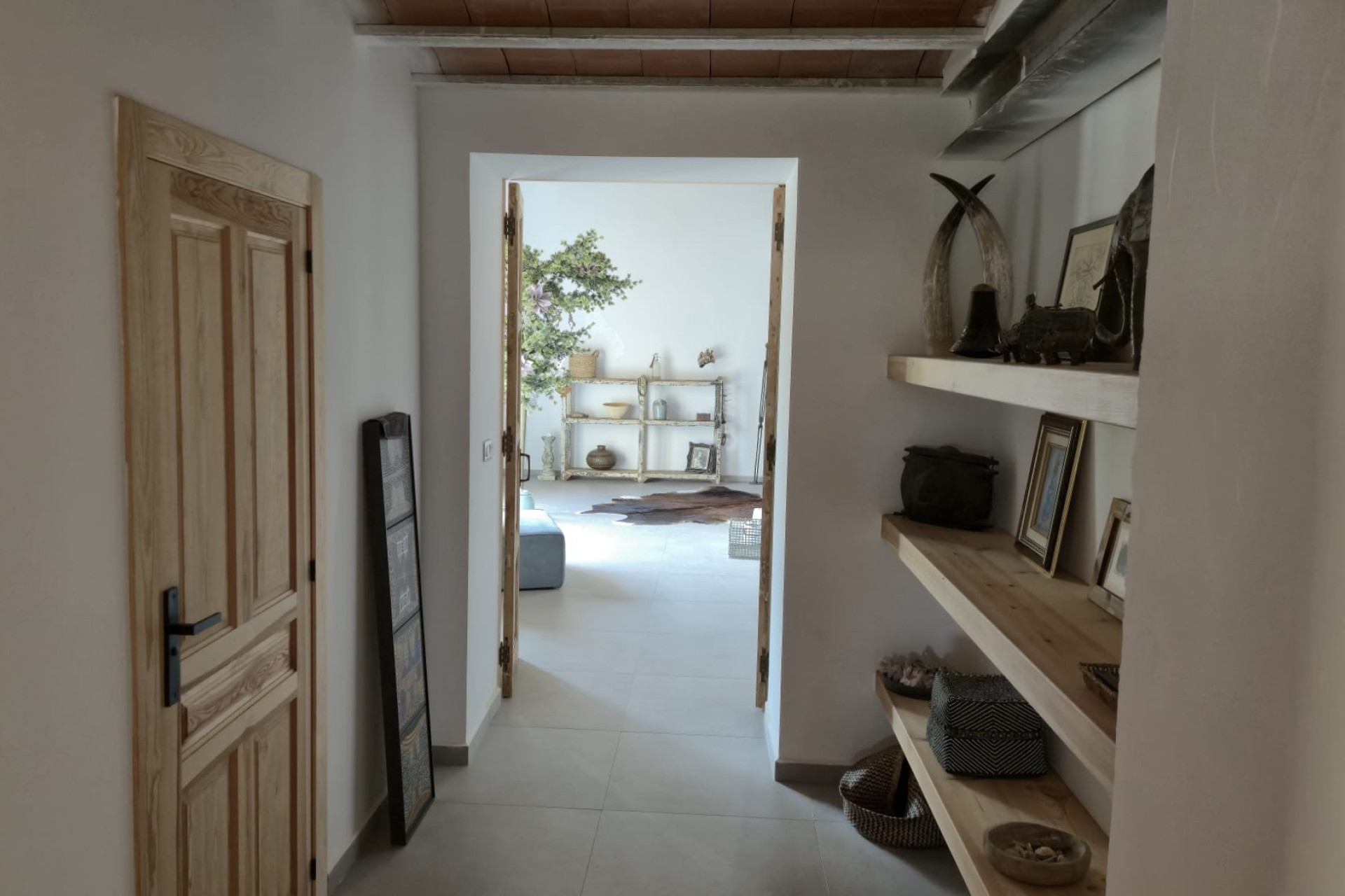 Revente - Local commercial -
Almansa