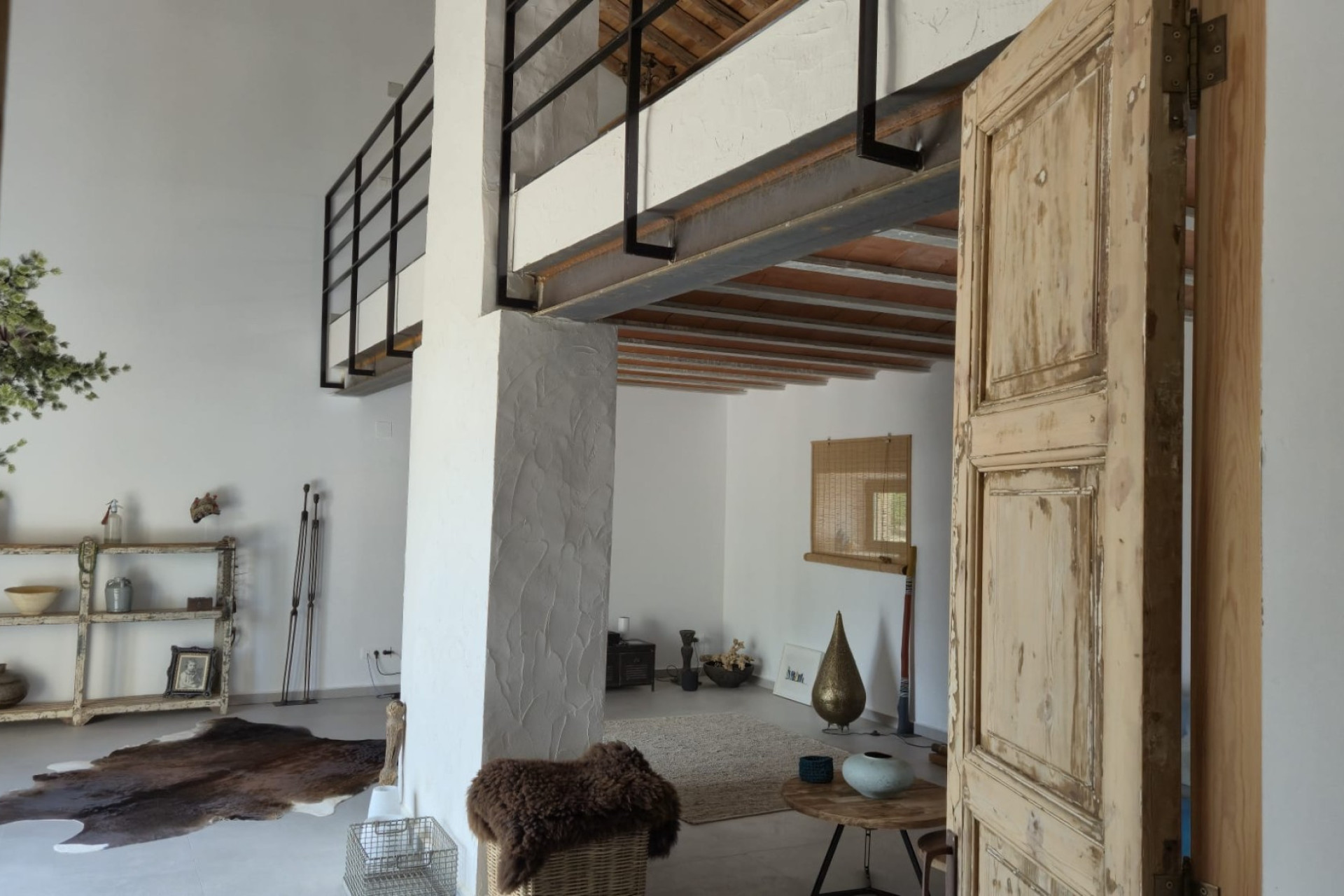 Revente - Local commercial -
Almansa