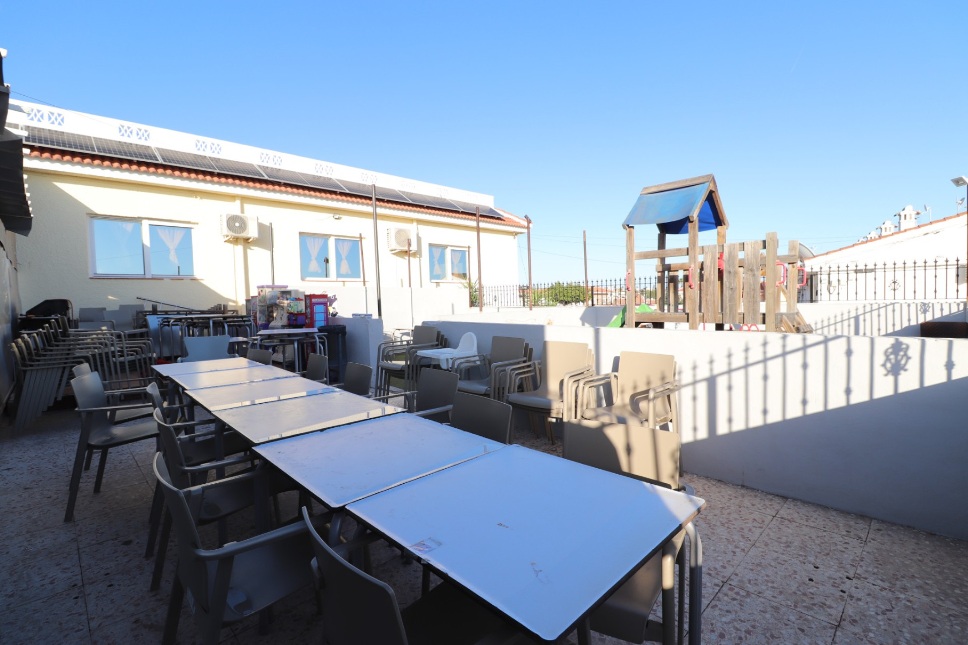 Revente - Local commercial -
Ciudad Quesada - Doña Pepa