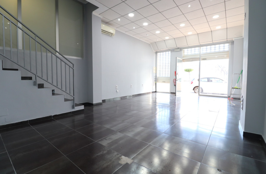 Revente - Local commercial -
Formentera del Segura - Formentera - Village