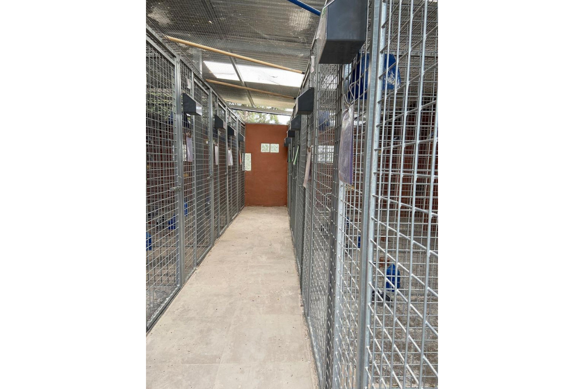 Revente - Local commercial -
Fortuna