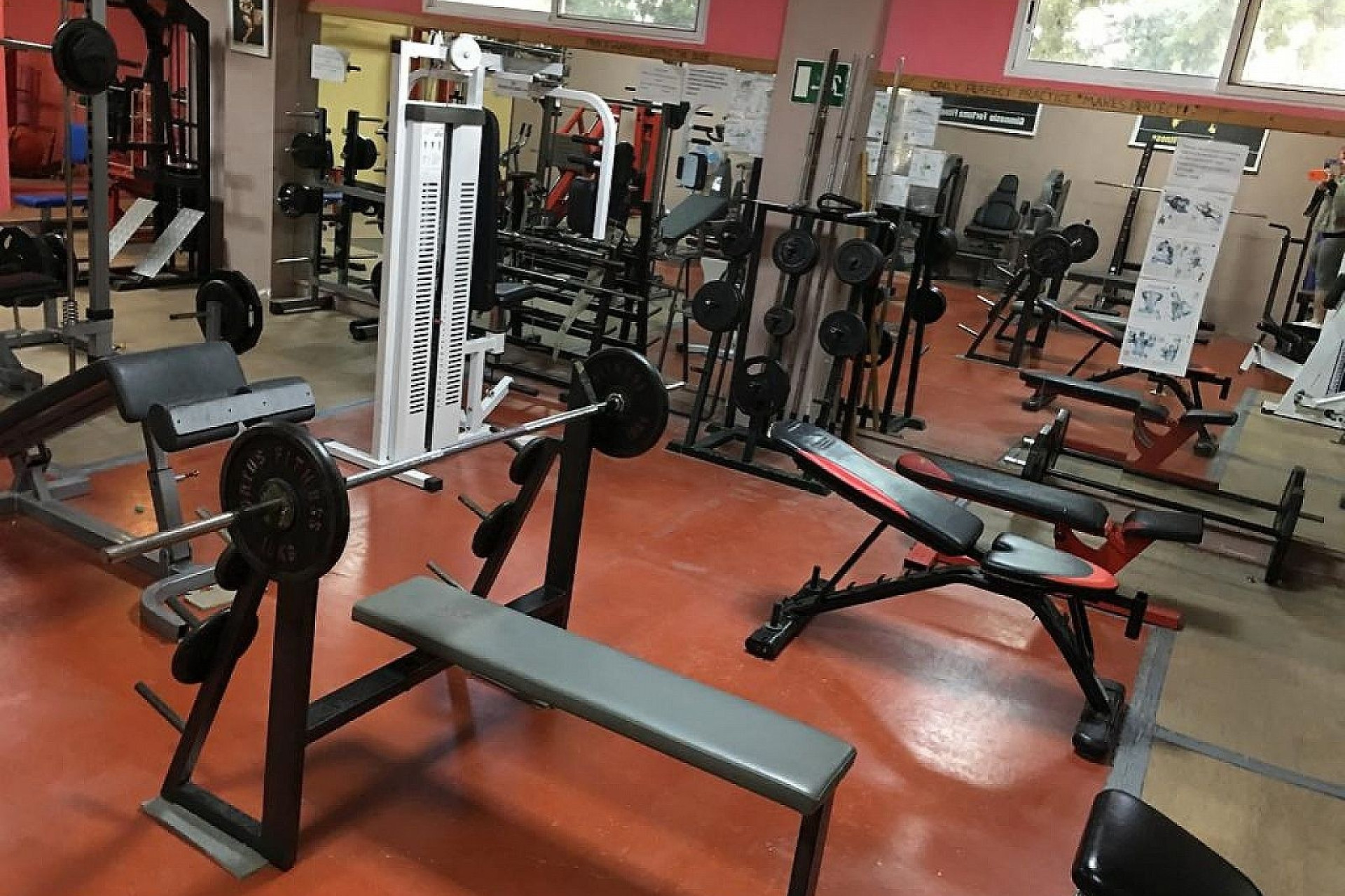 Revente - Local commercial -
Fortuna