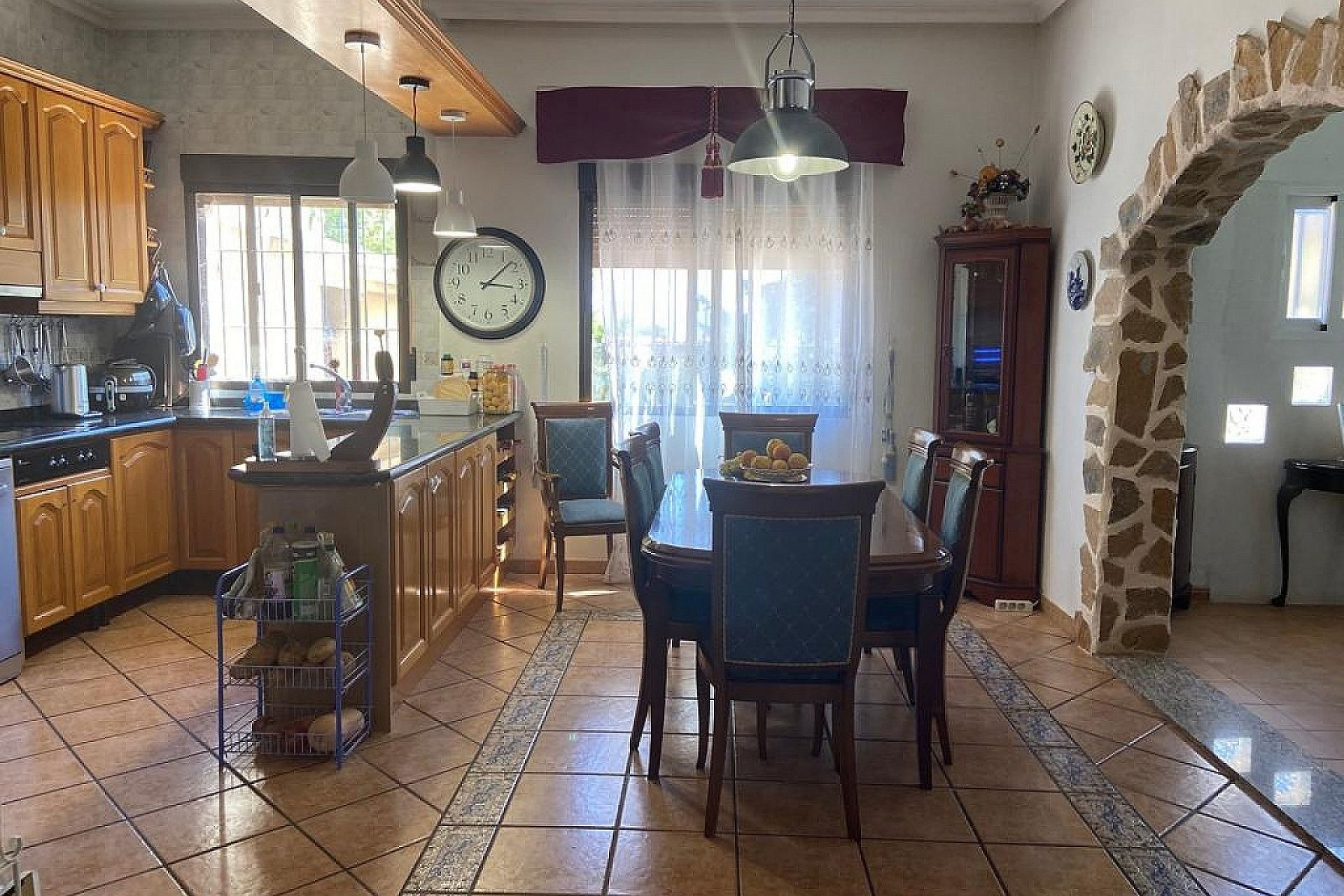 Revente - Local commercial -
Fortuna