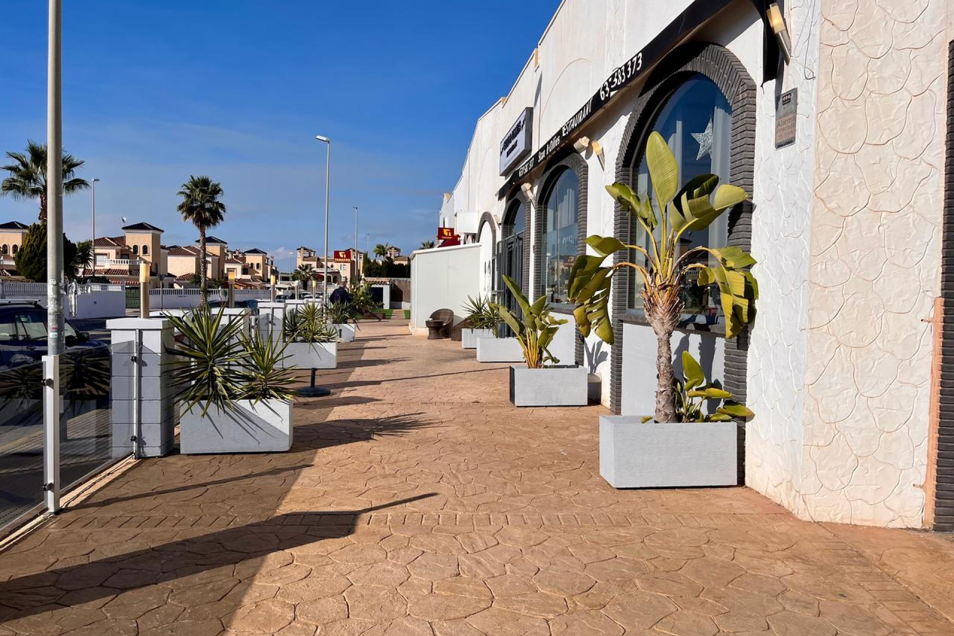 Revente - Local commercial -
Guardamar del Segura - Guardamar