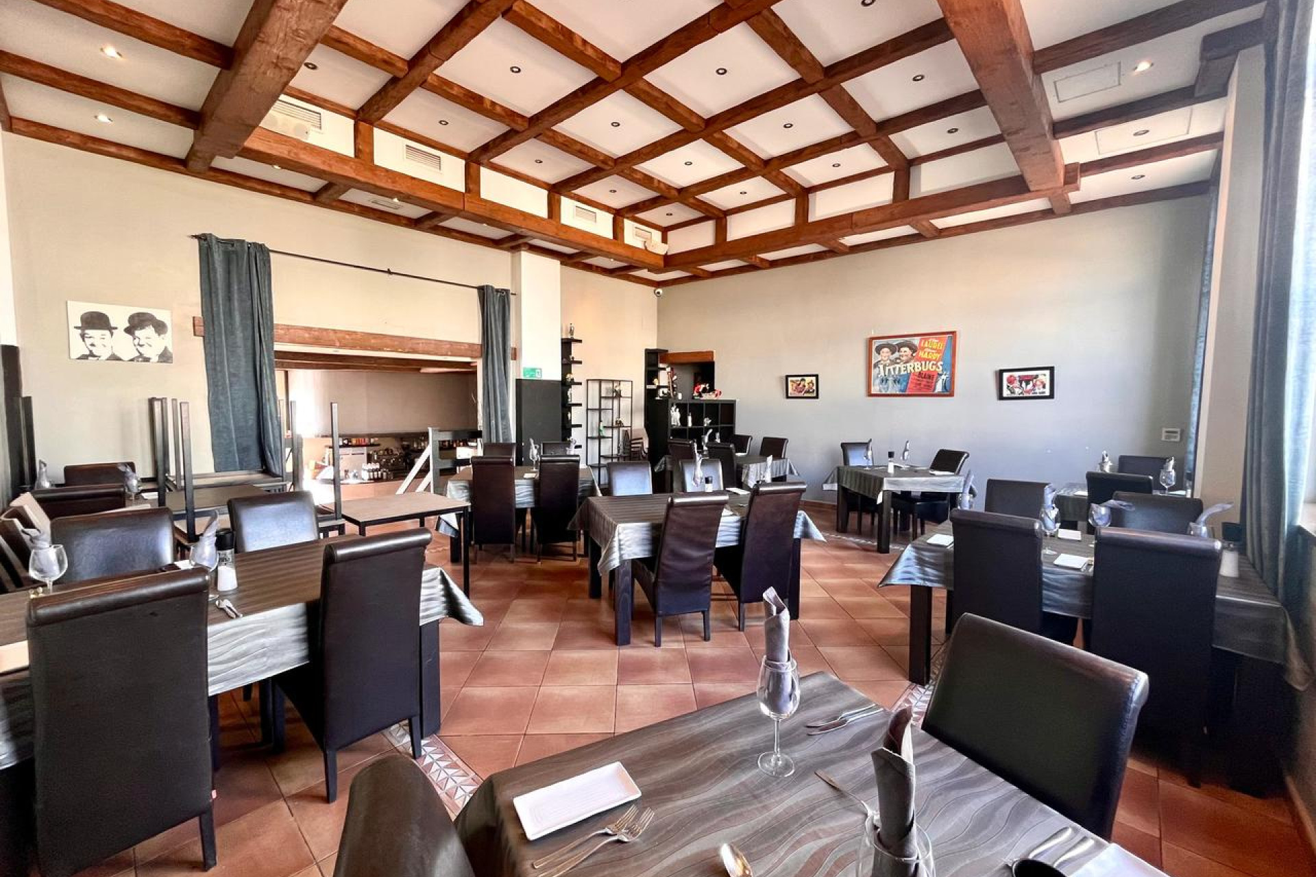Revente - Local commercial -
Guardamar del Segura - Guardamar