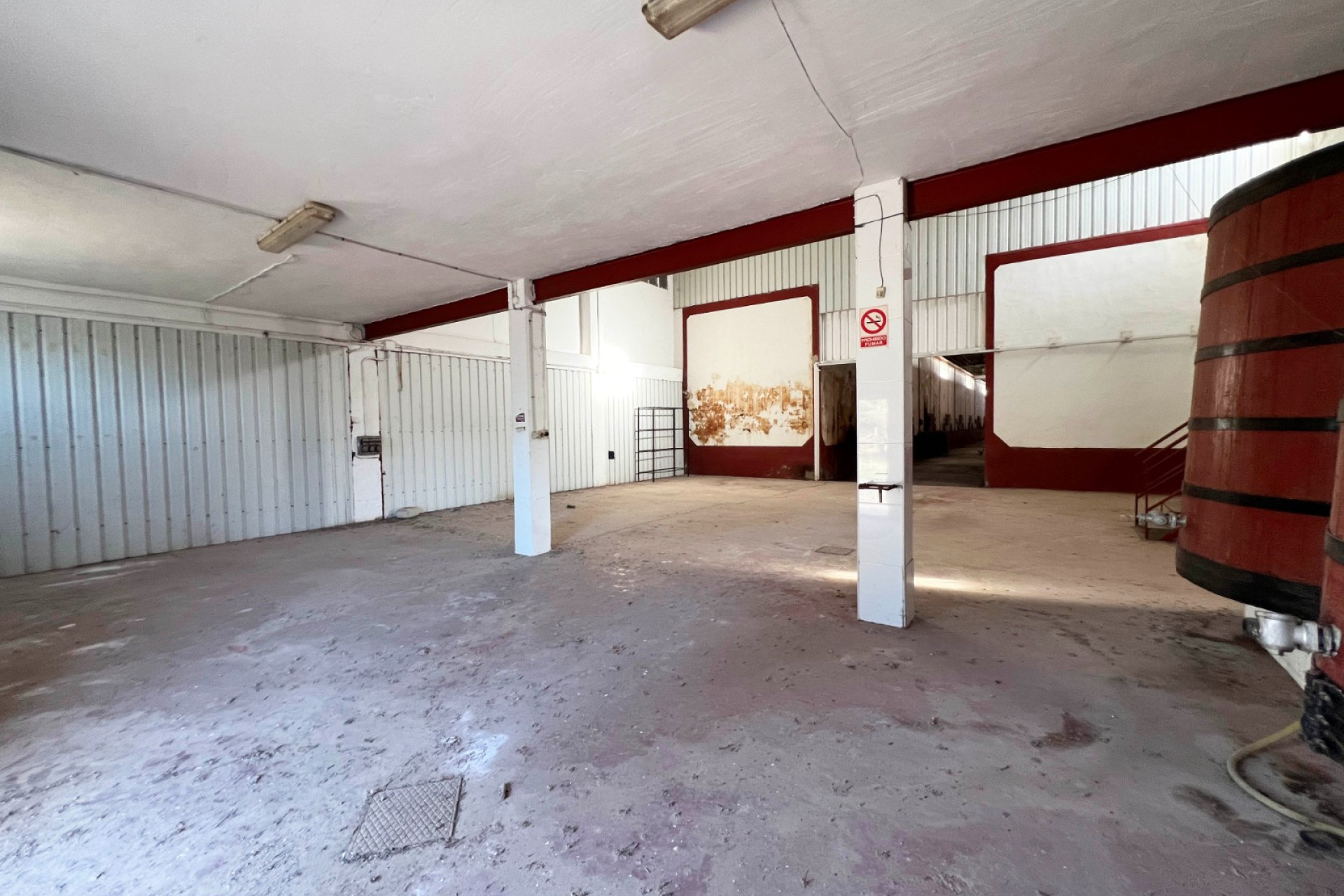 Revente - Local commercial -
Hondón de los Fráiles