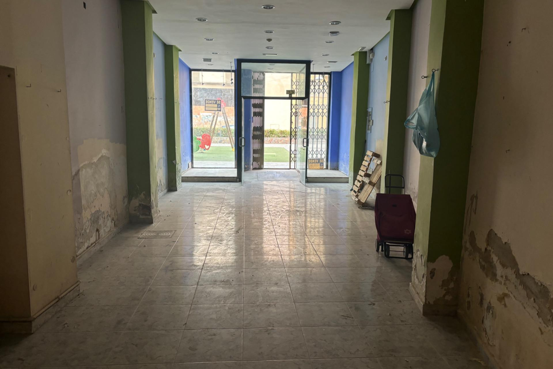 Revente - Local commercial -
Orihuela - Zona Centro