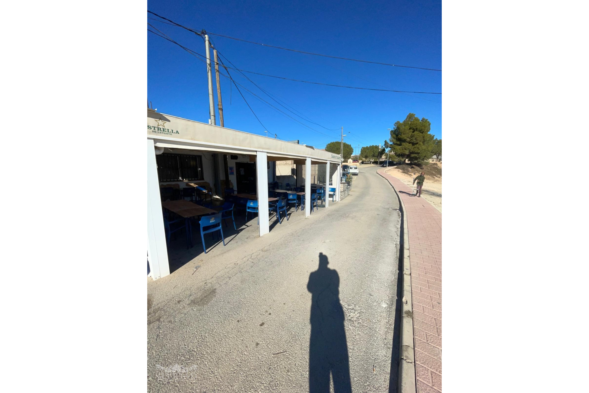 Revente - Local commercial -
Pinoso - Pinoso Alicante