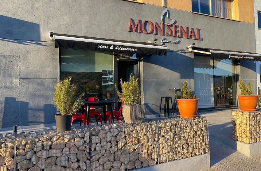 Revente - Local commercial -
Pinoso