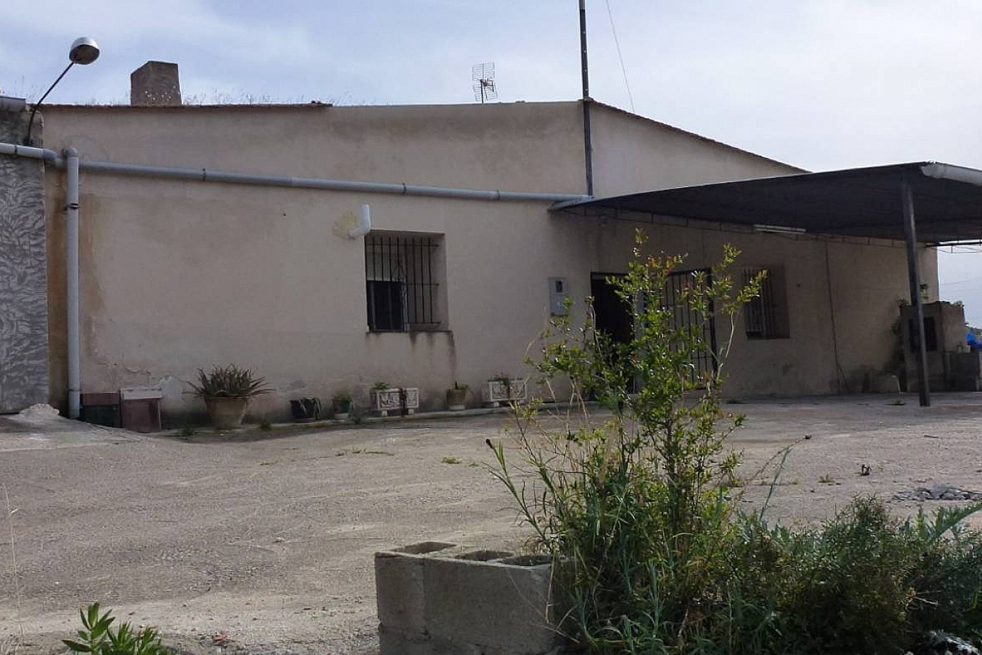 Revente - Maison de campagne -
Abanilla