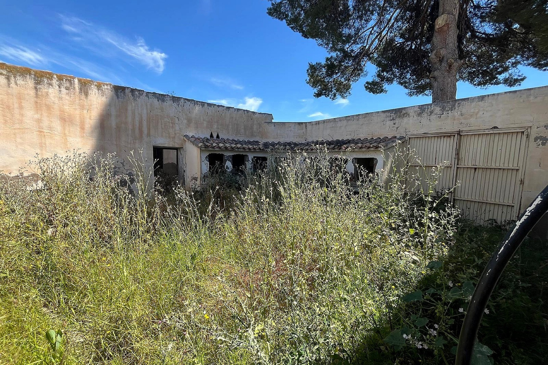 Revente - Maison de campagne -
Castalla