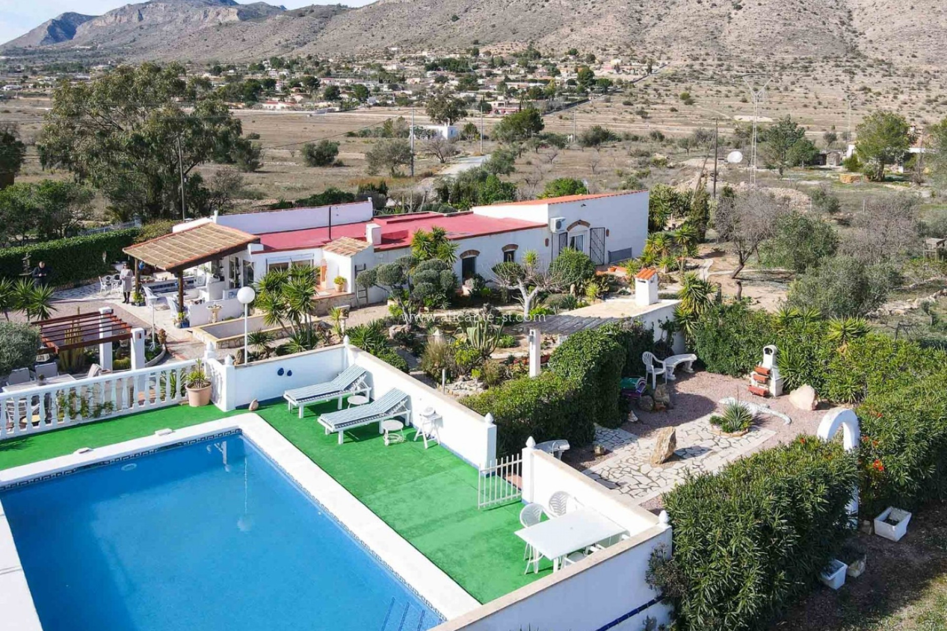 Revente - Maison de campagne -
Hondón de las Nieves - HONDON DE LAS NIEVES