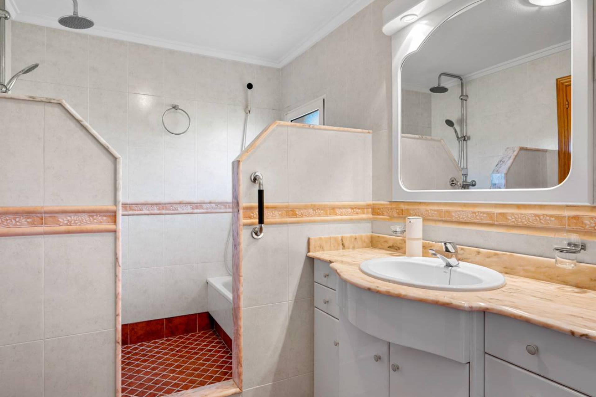 Revente - Maison de campagne -
Los Montesinos