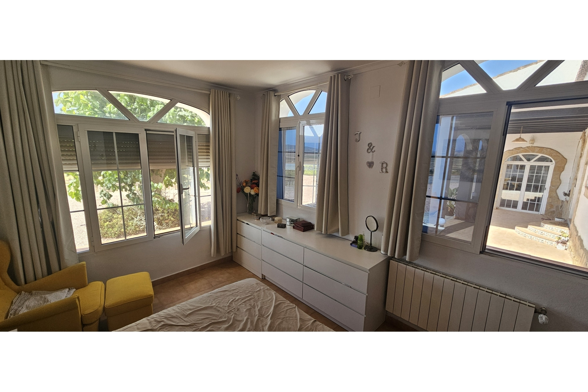 Revente - Maison de campagne -
Mon&oacute;var - Monovar