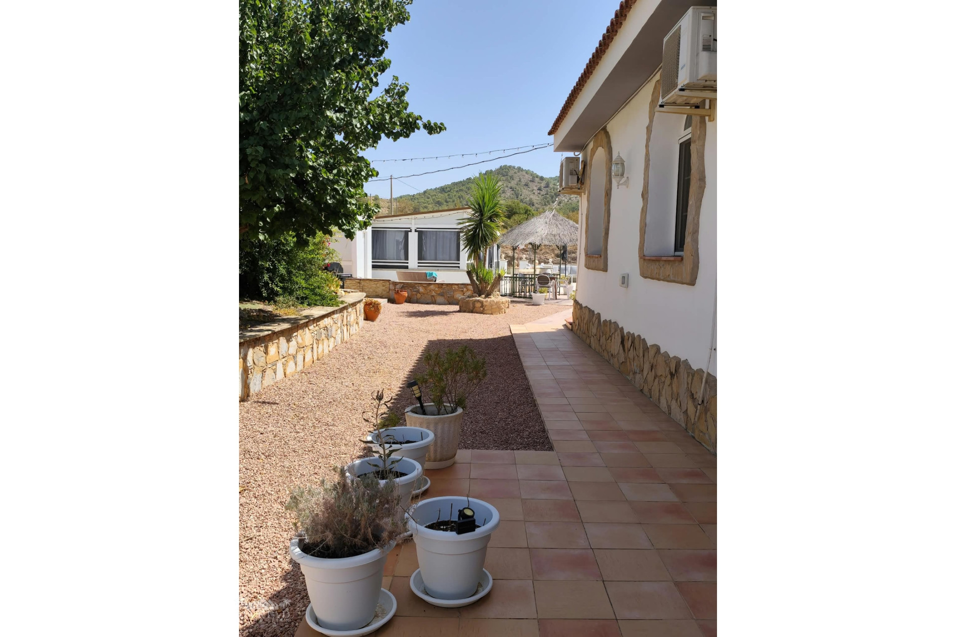 Revente - Maison de campagne -
Mon&oacute;var - Monovar