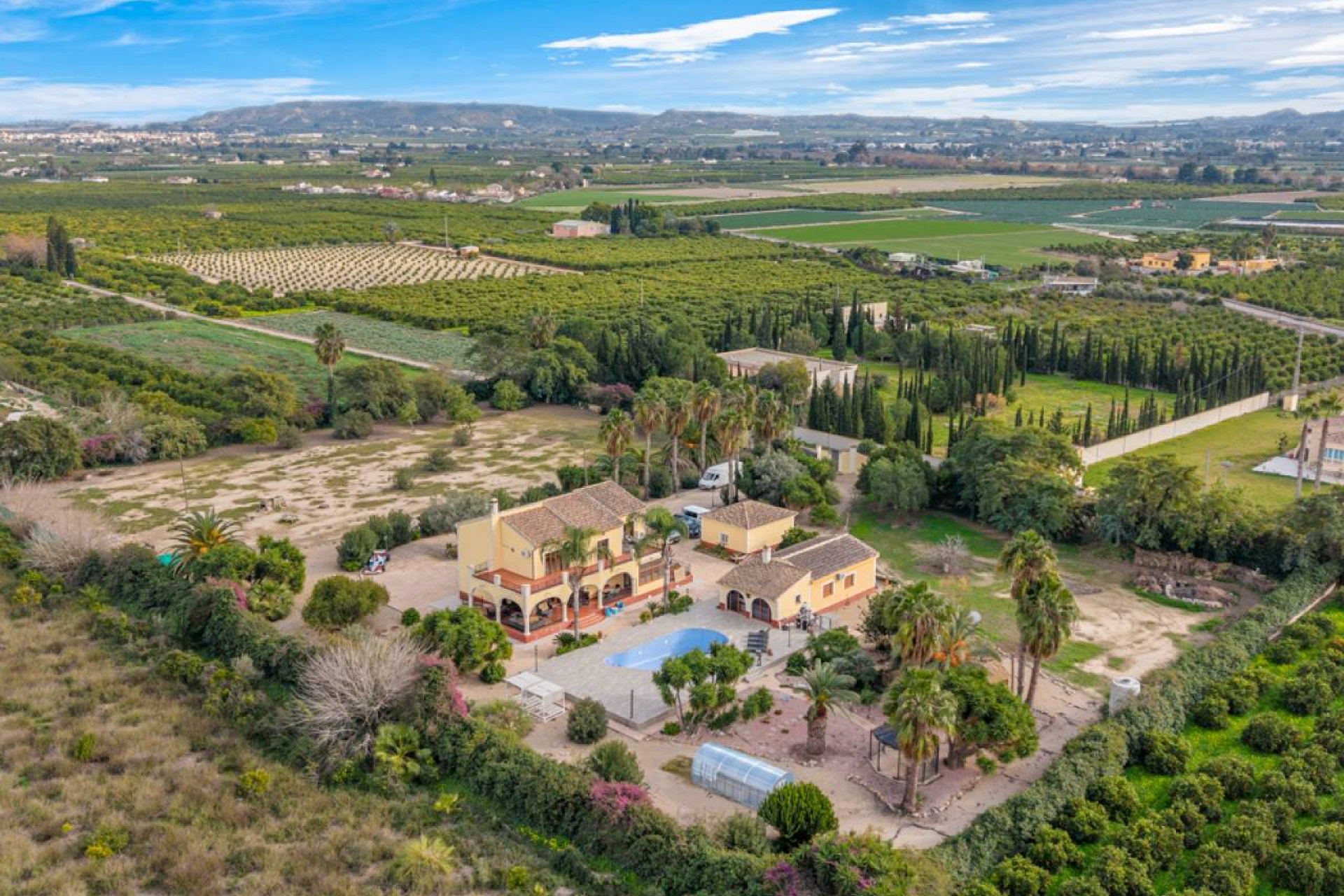 Revente - Maison de campagne -
Orihuela