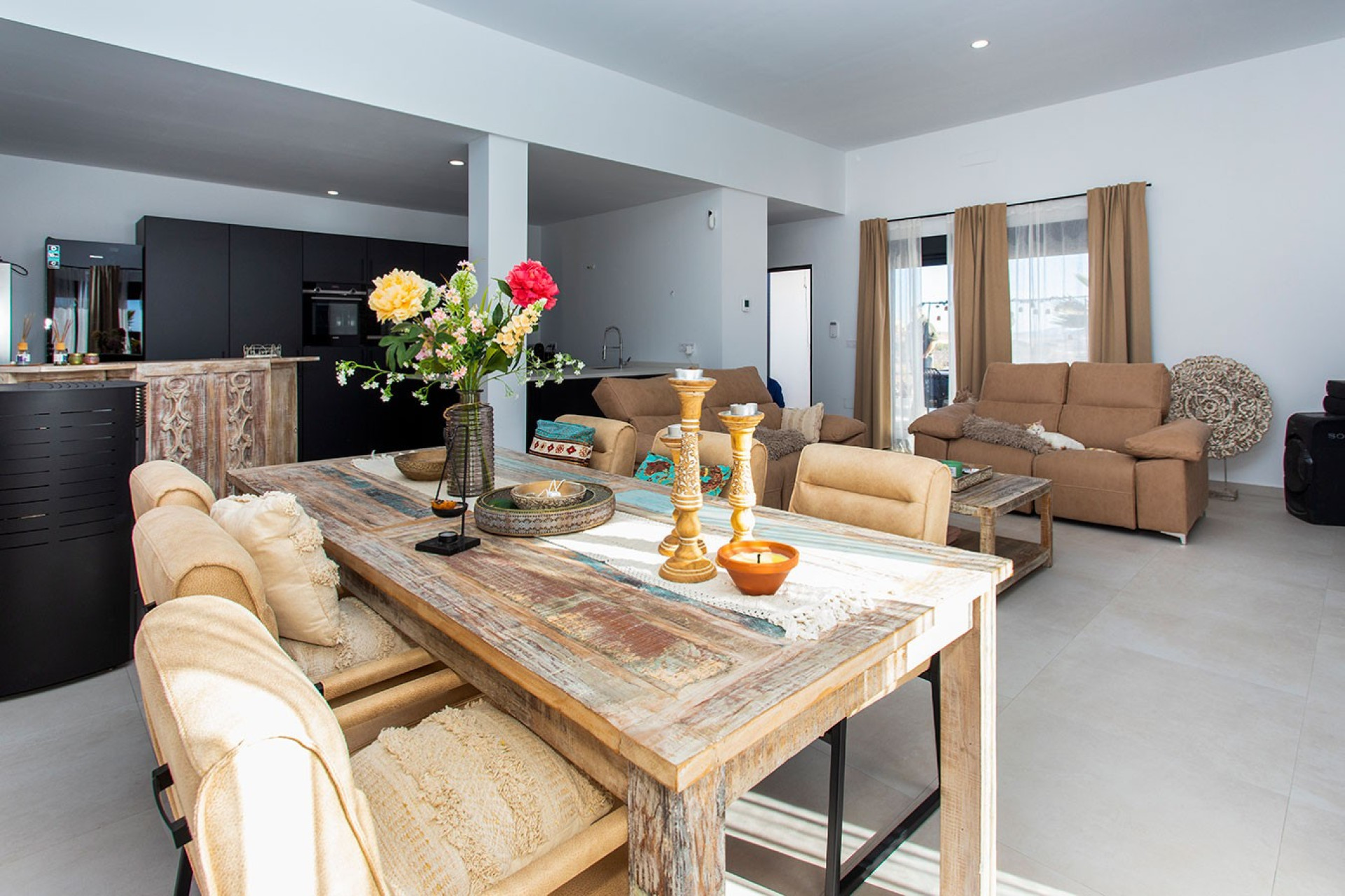 Revente - Maison de campagne -
Pinoso - Campo