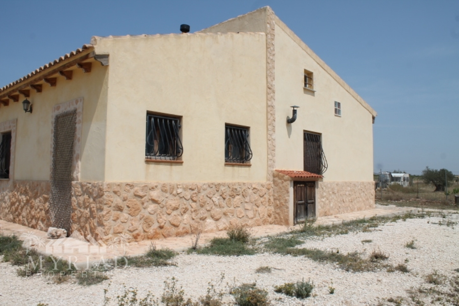 Revente - Maison de campagne -
Pinoso - Pinoso Alicante