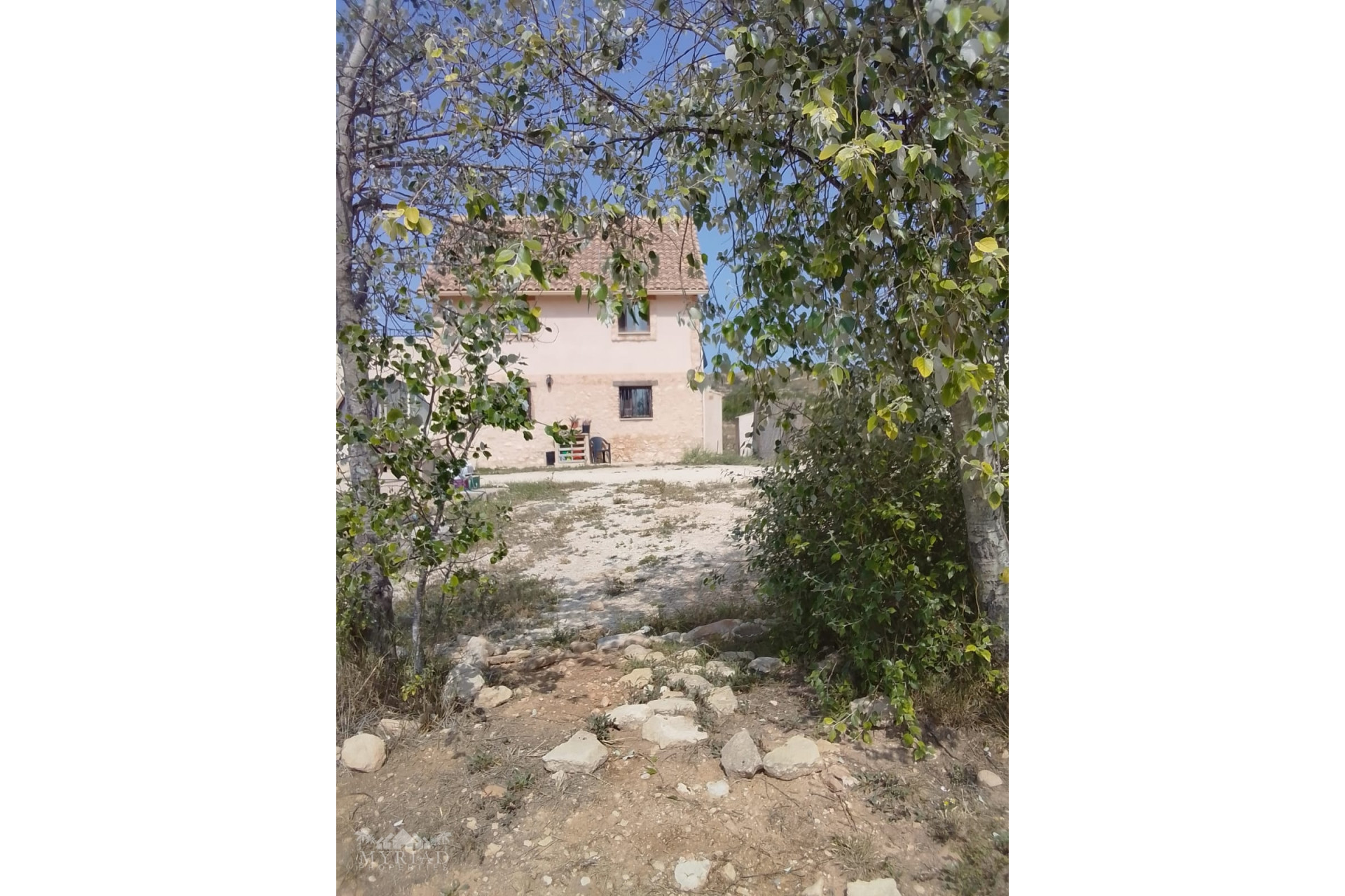 Revente - Maison de campagne -
Pinoso - Pinoso Alicante