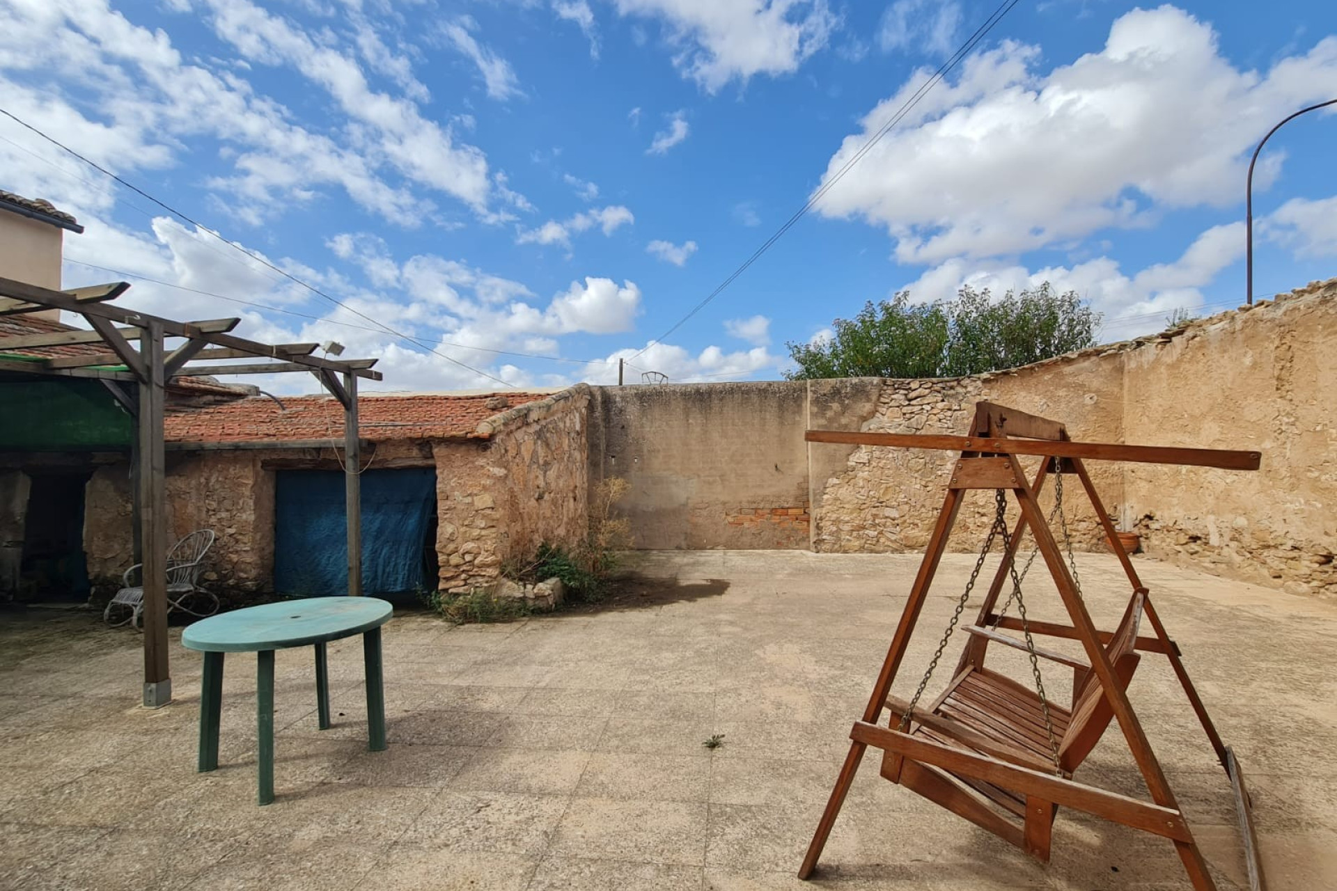 Revente - Maison de campagne -
Pinoso - PINOSO