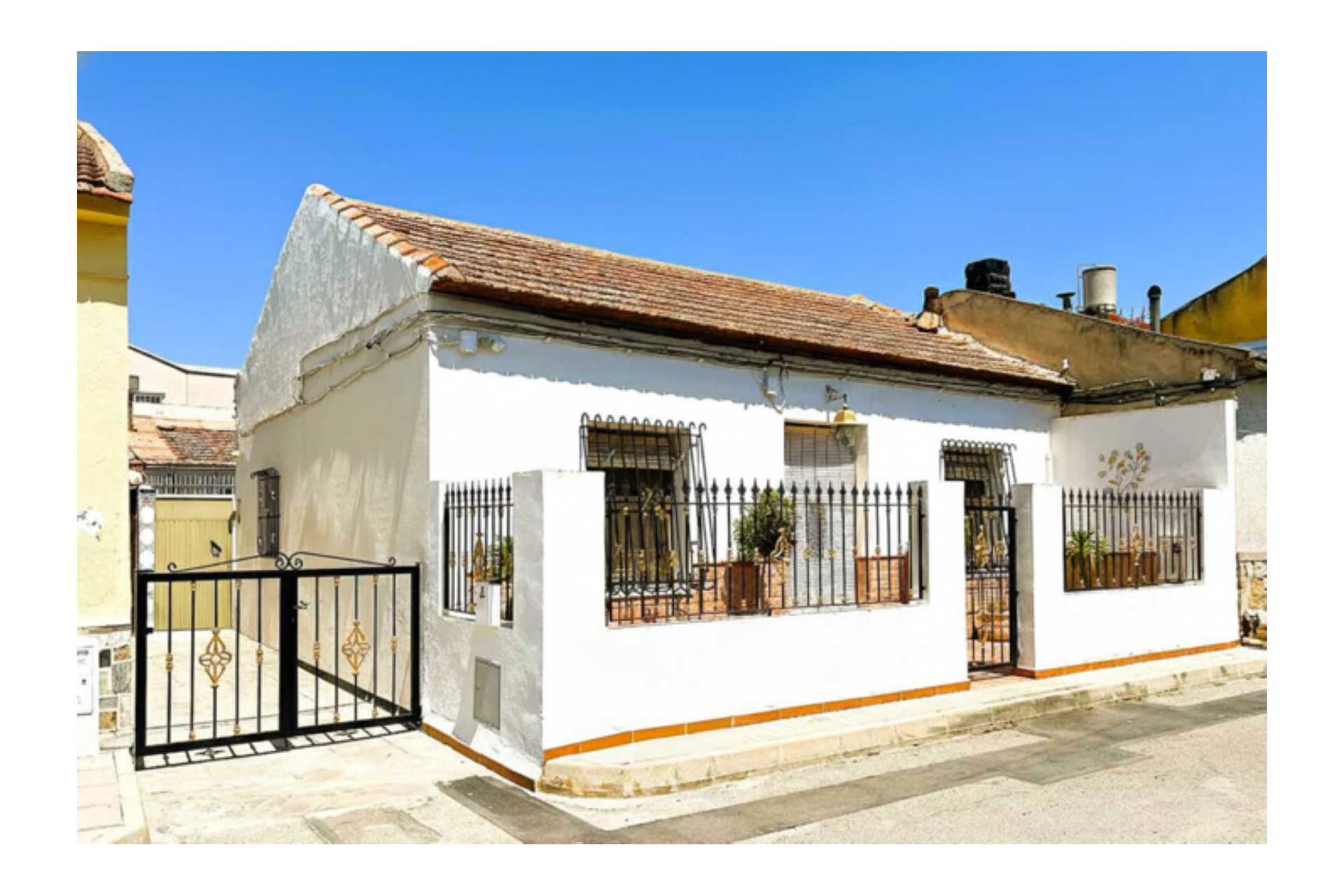 Revente - Maison de campagne -
Rafal - Inland