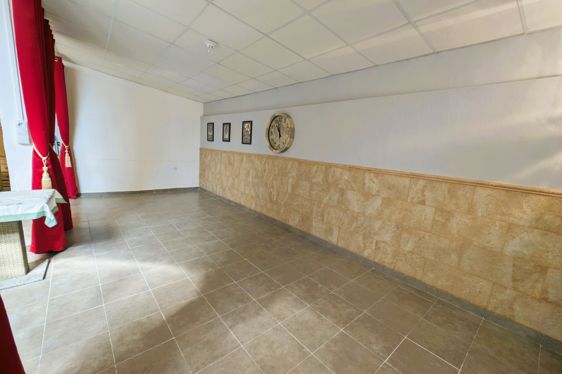 Revente - Maison de campagne -
Rafal - Inland