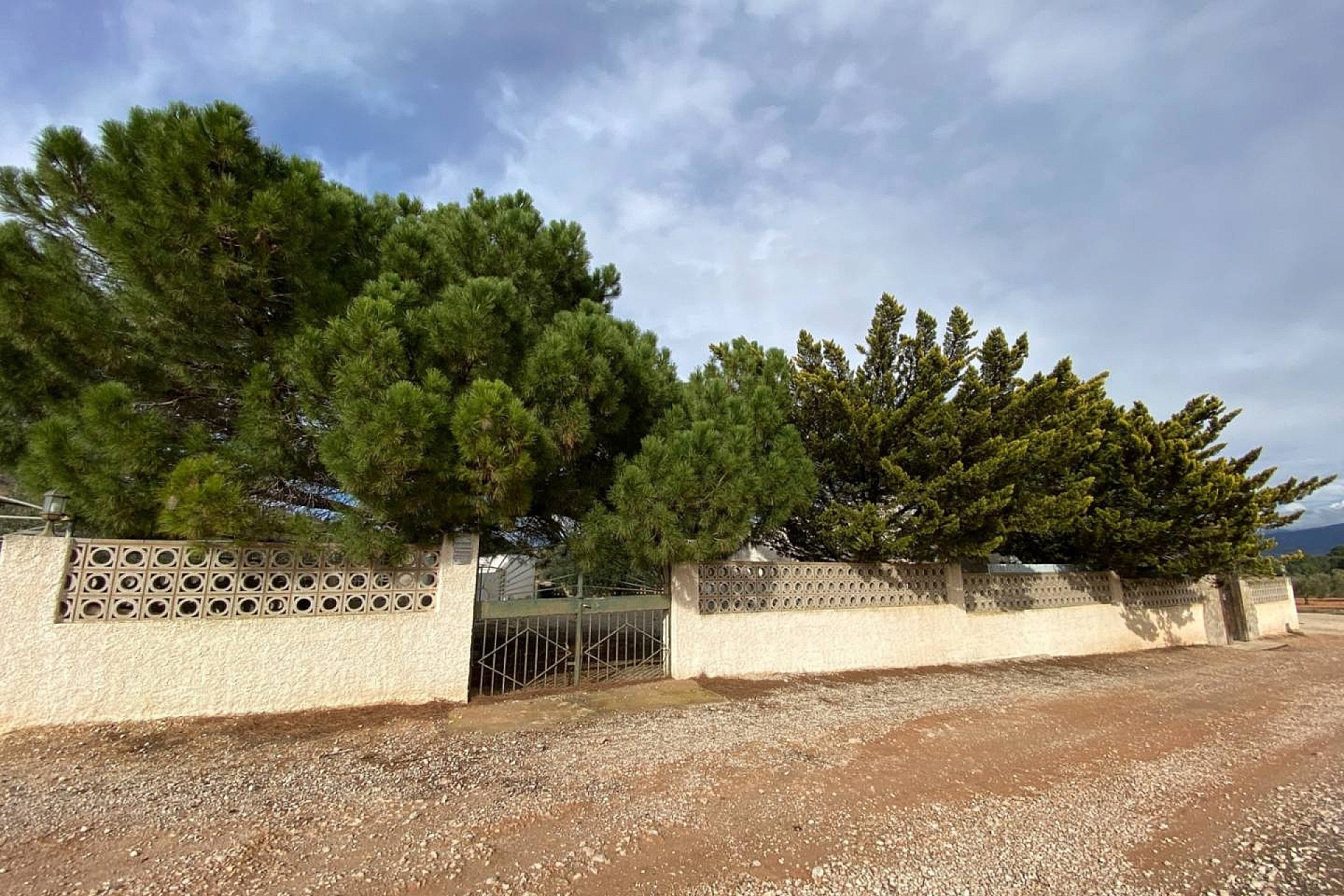 Revente - Maison de campagne -
Sax