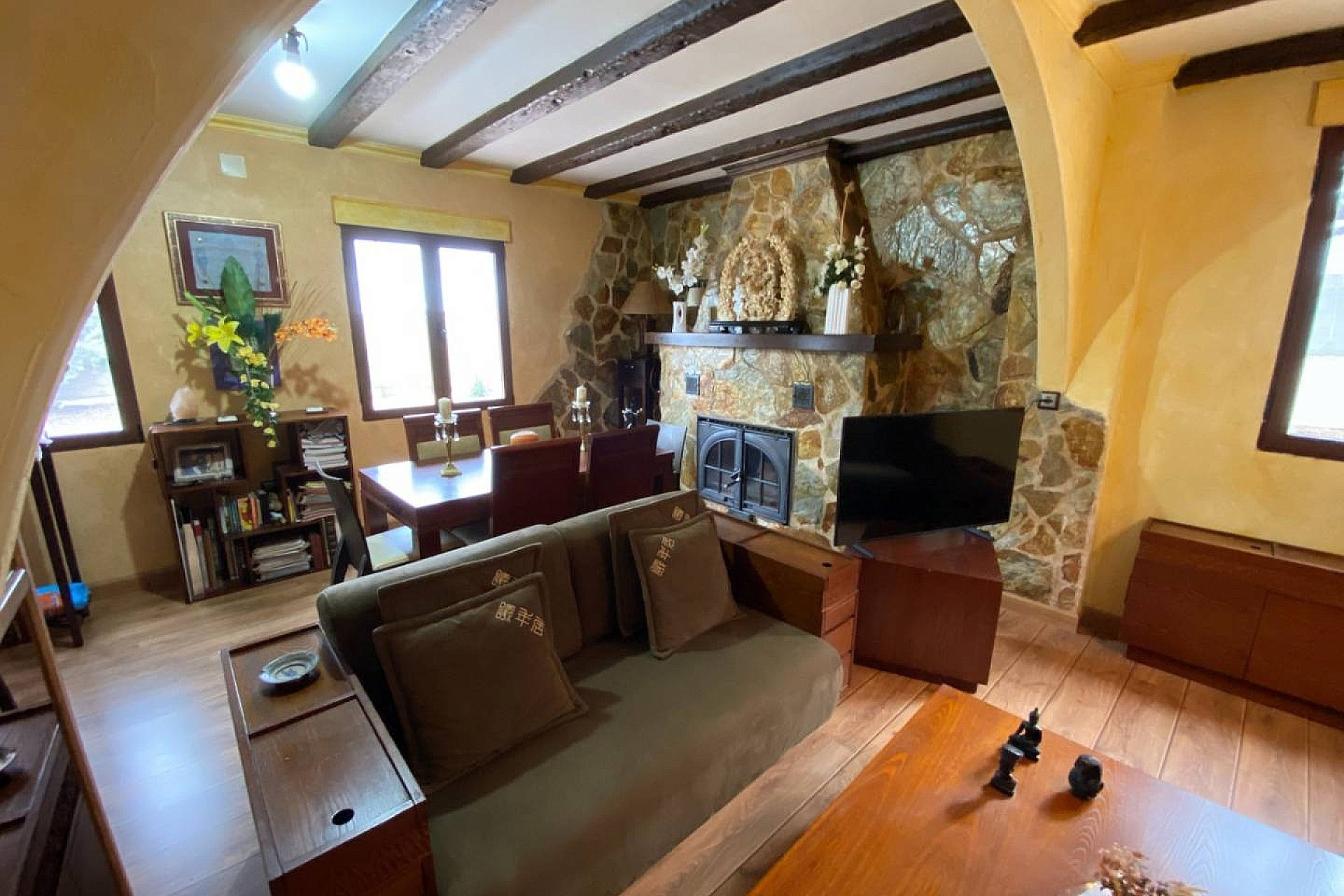 Revente - Maison de campagne -
Sax