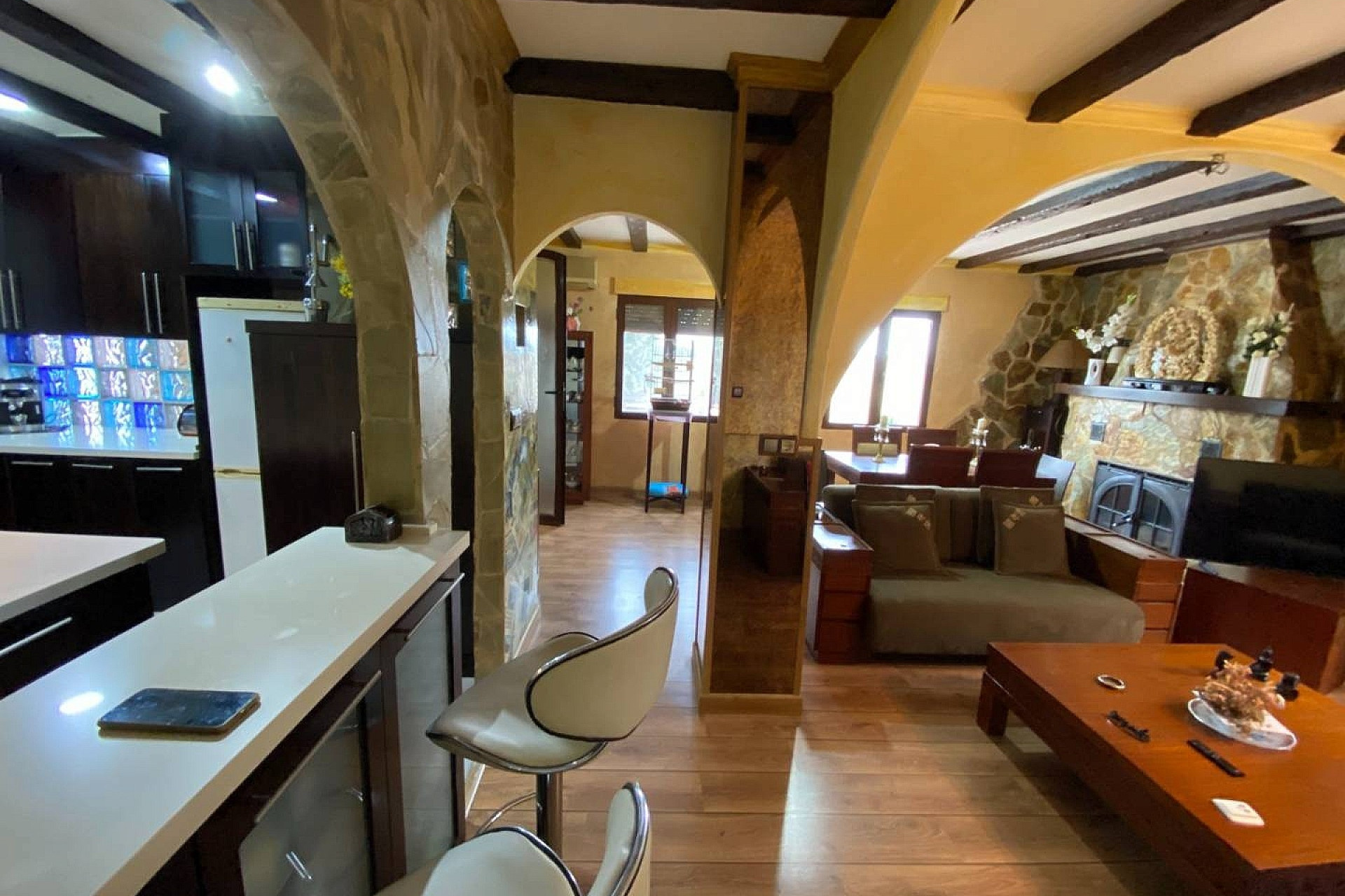 Revente - Maison de campagne -
Sax