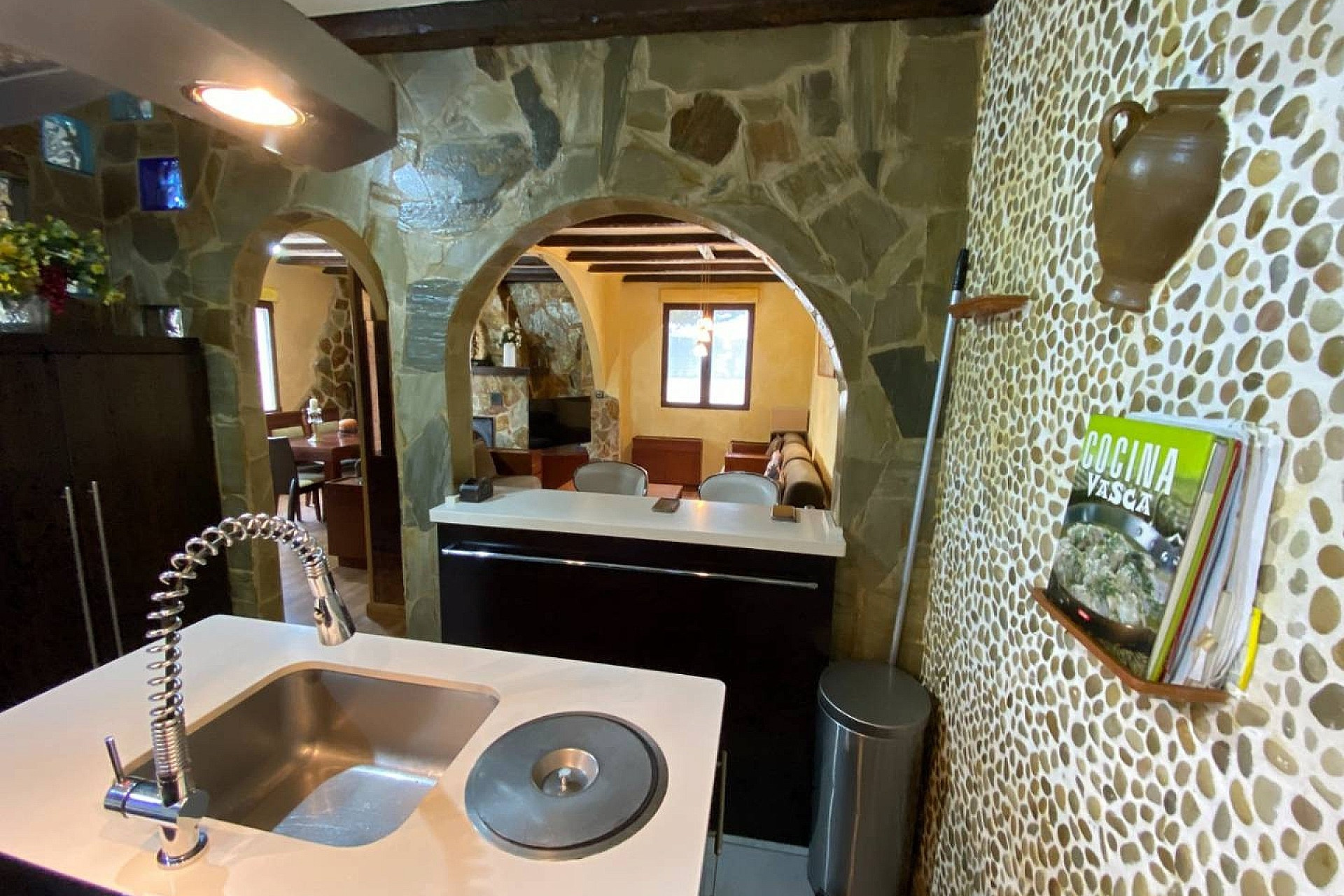 Revente - Maison de campagne -
Sax