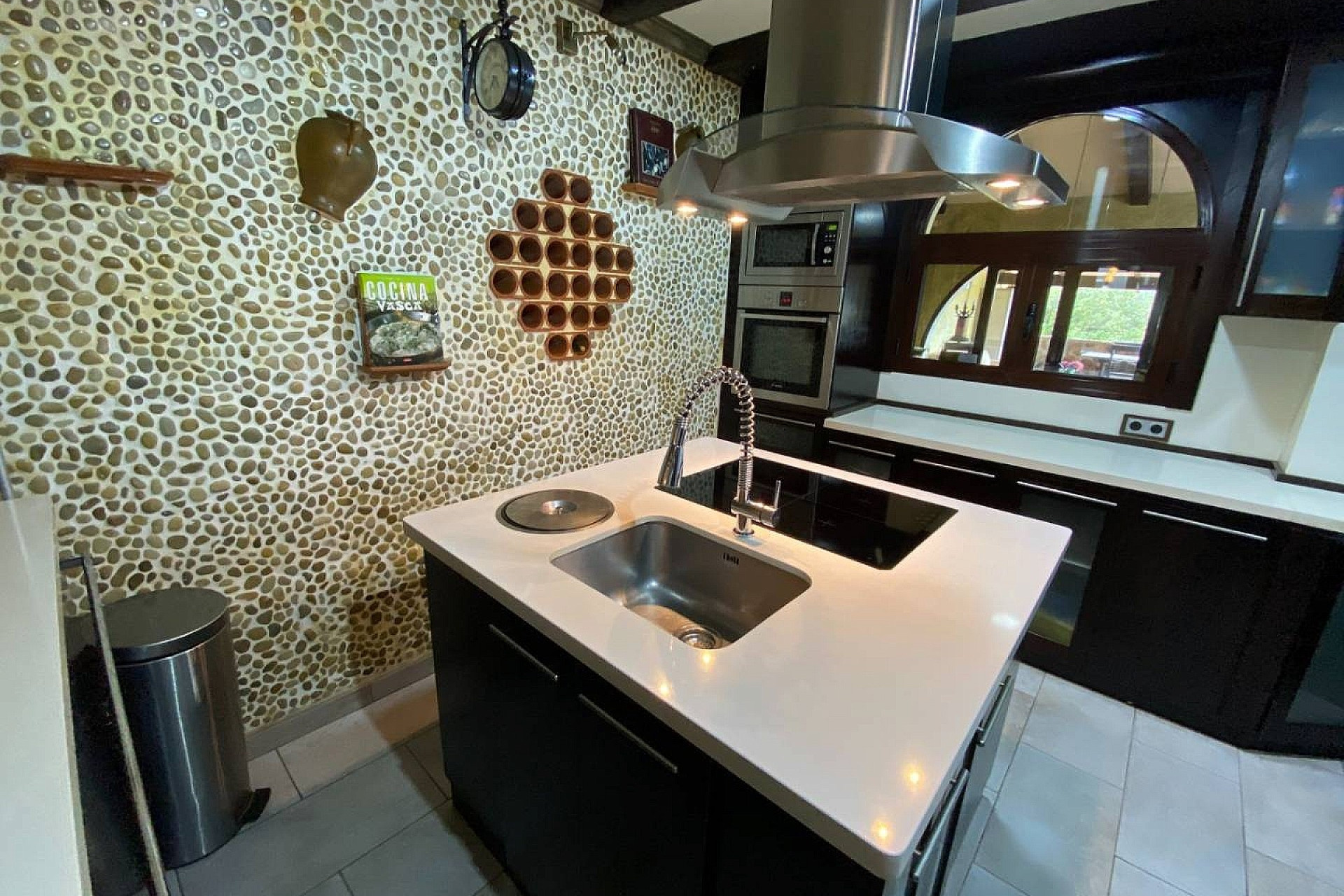 Revente - Maison de campagne -
Sax