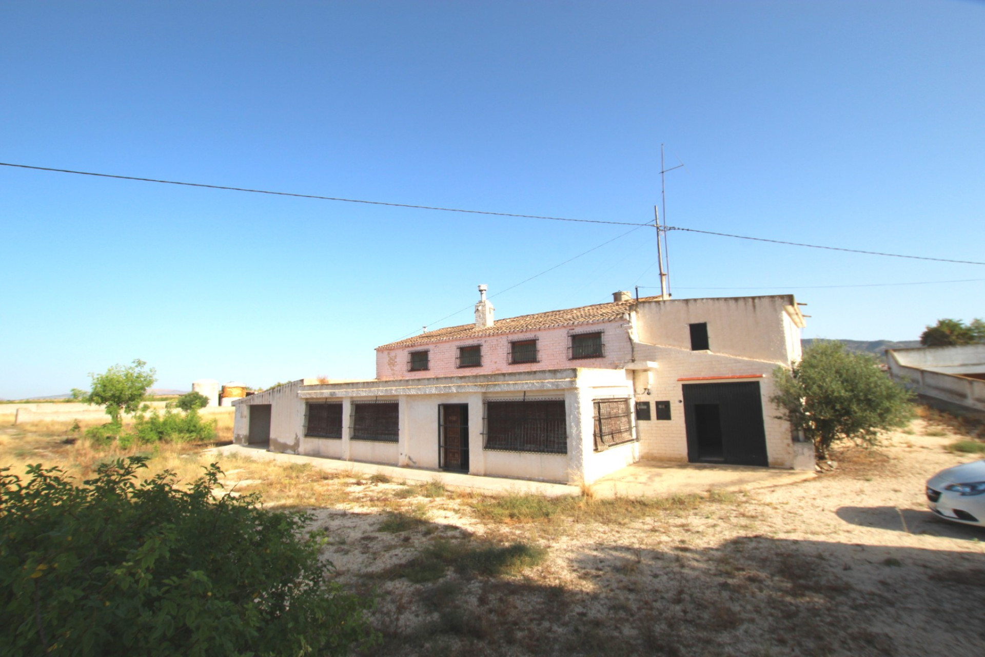 Revente - Maison de campagne -
Torre Del Rico - Inland