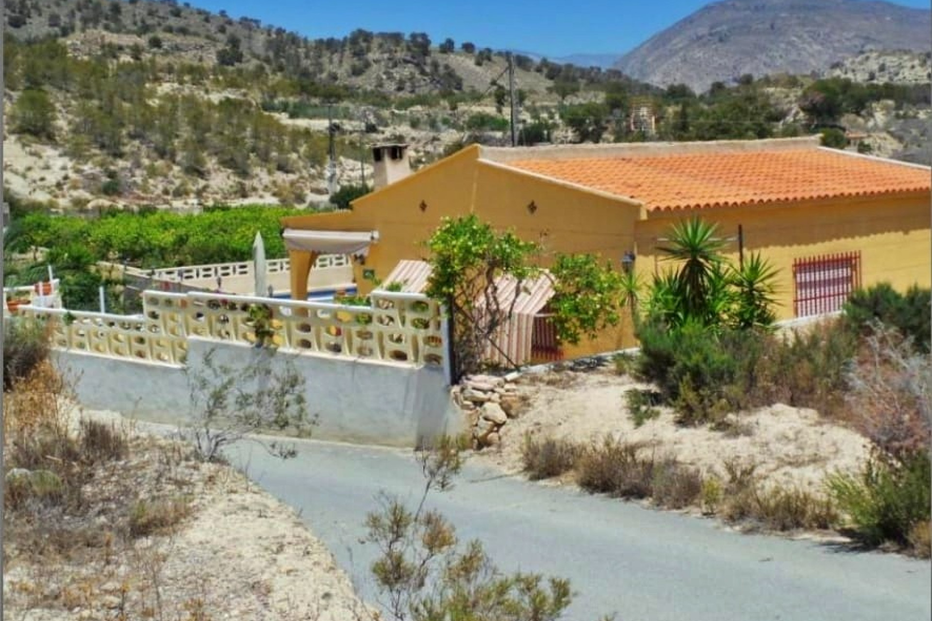 Revente - Maison de campagne -
Villajoyosa