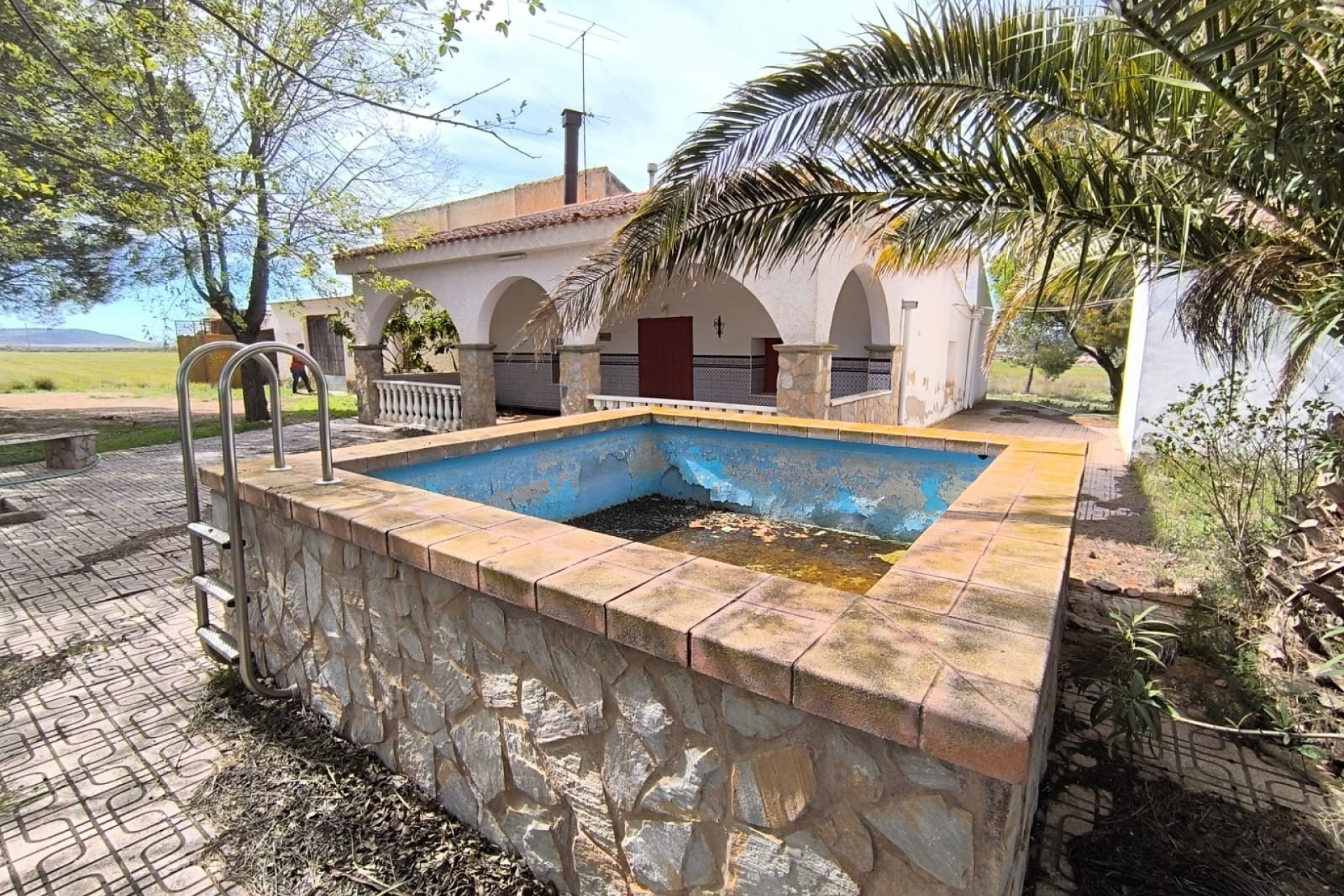 Revente - Maison de campagne -
Yecla - Inland