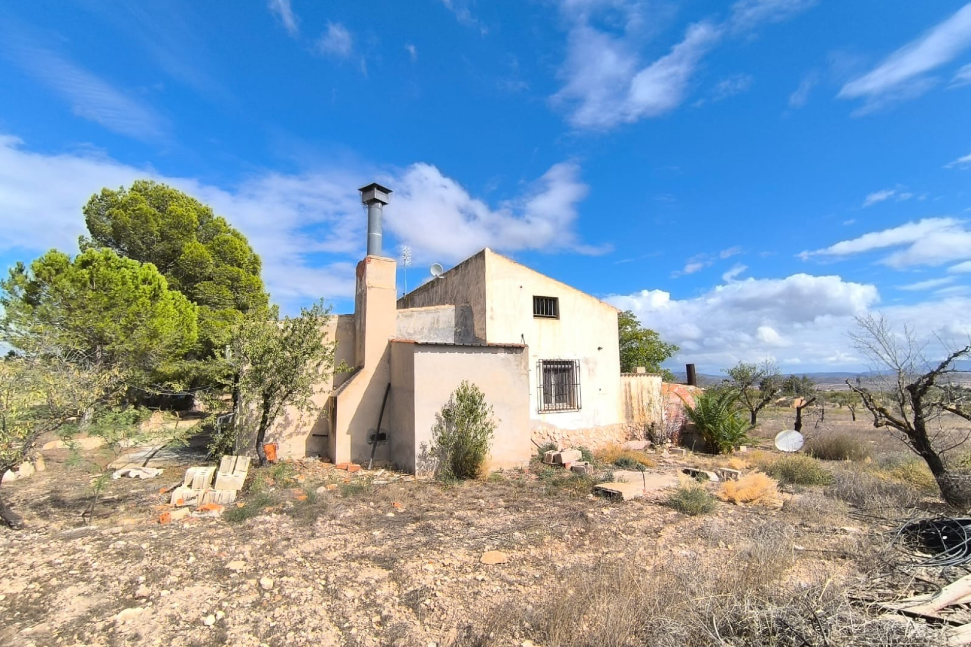Revente - Maison de campagne -
Yecla - Inland