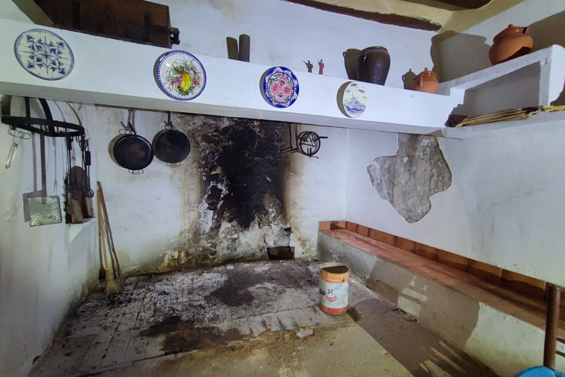 Revente - Maison de campagne -
Yecla