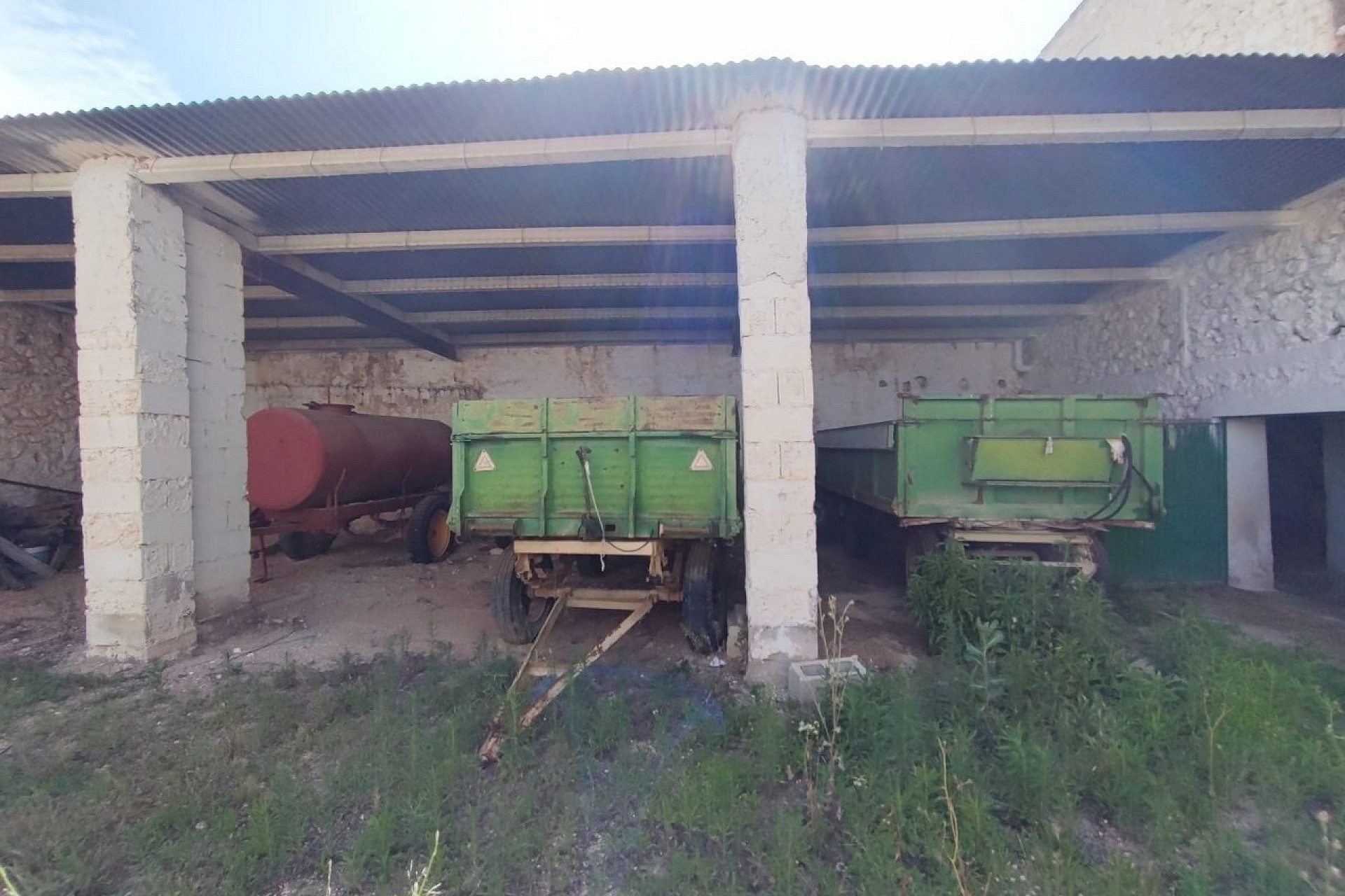 Revente - Maison de campagne -
Yecla