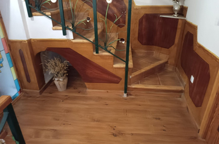 Revente - Maison de campagne -
Yecla