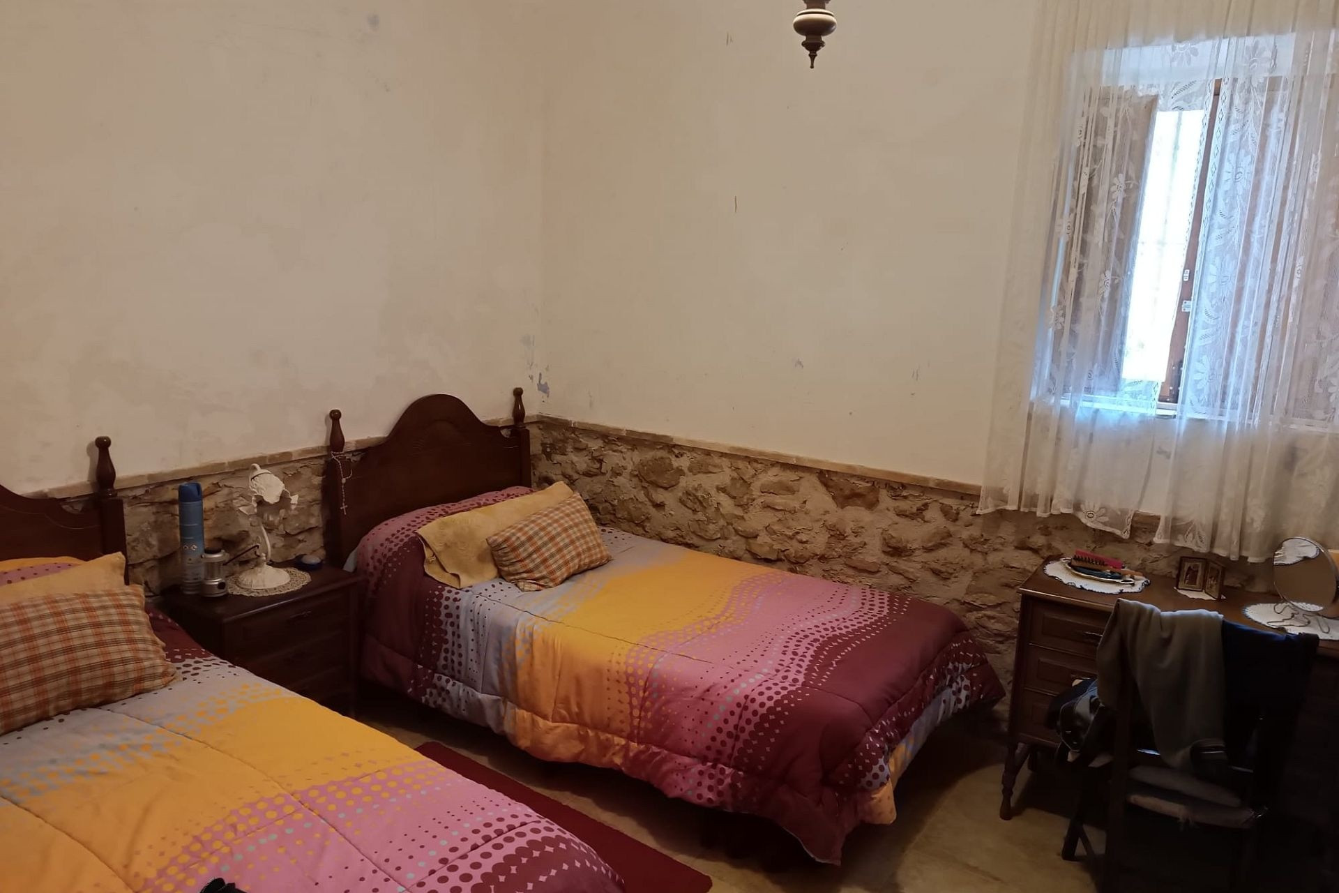 Revente - Maison de campagne -
Yecla