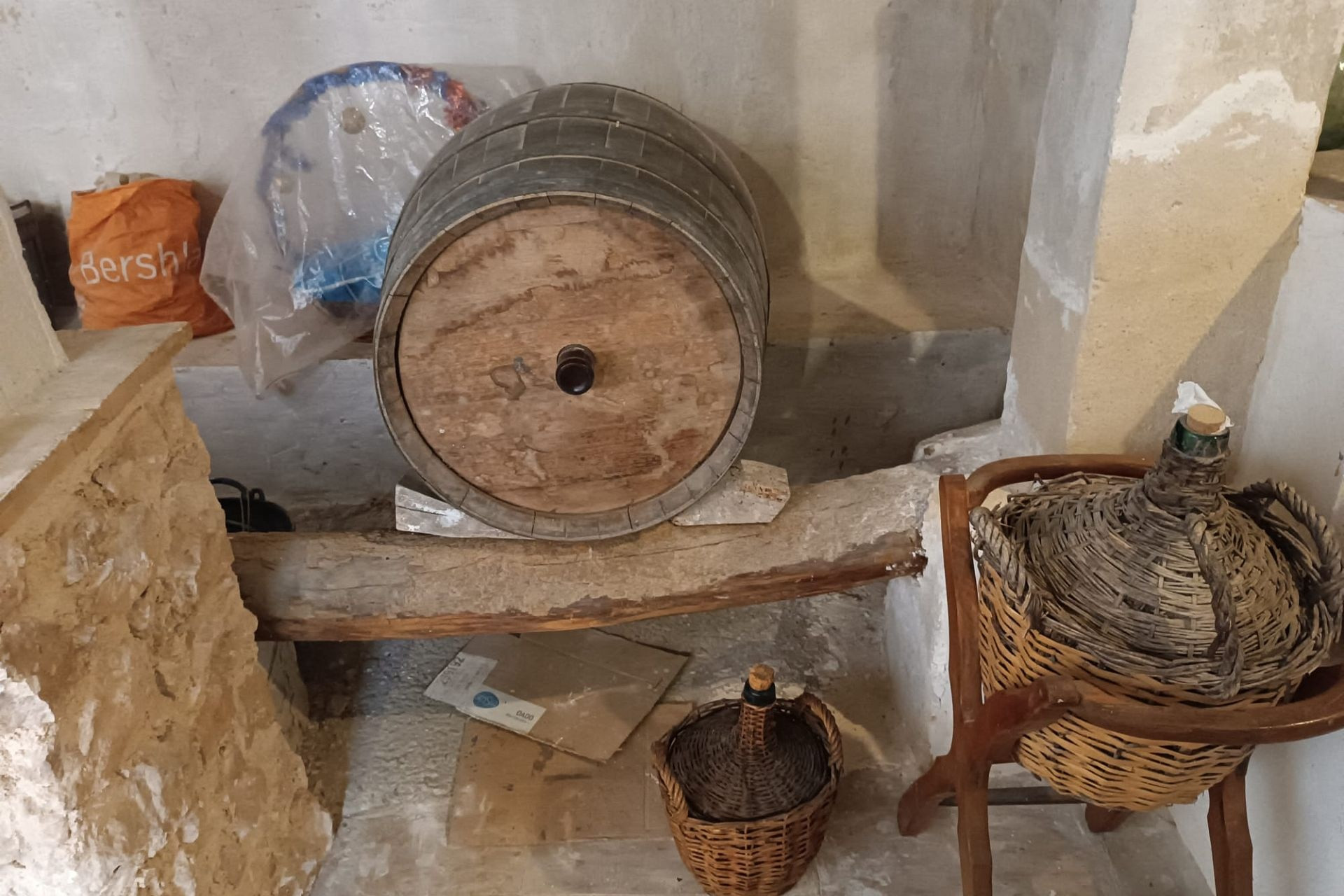 Revente - Maison de campagne -
Yecla