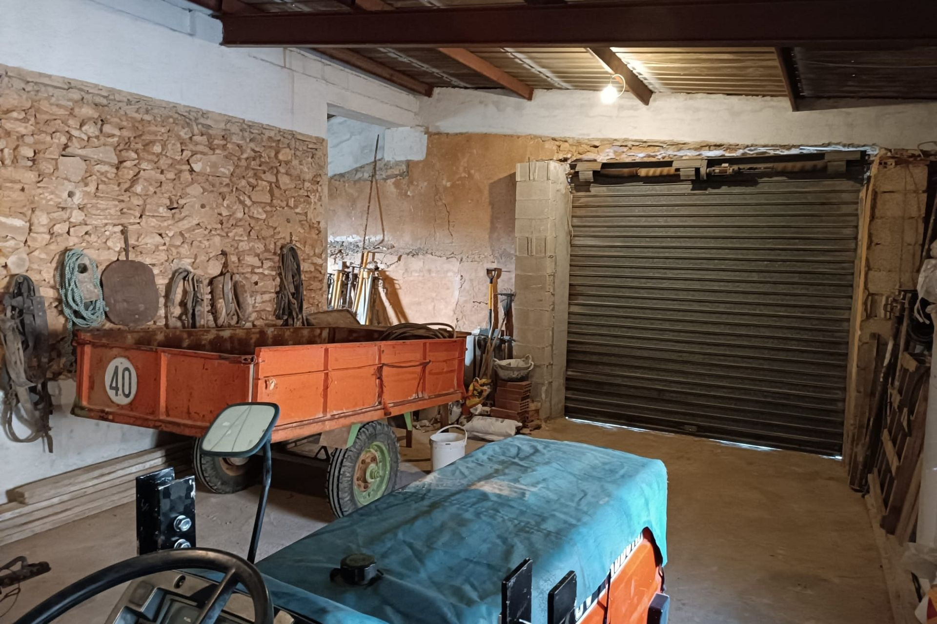 Revente - Maison de campagne -
Yecla