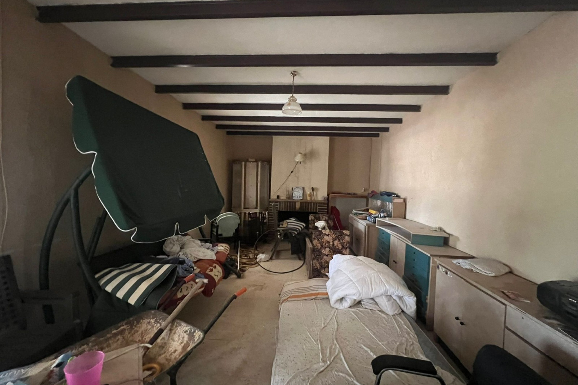 Revente - Maison de campagne -
Yecla