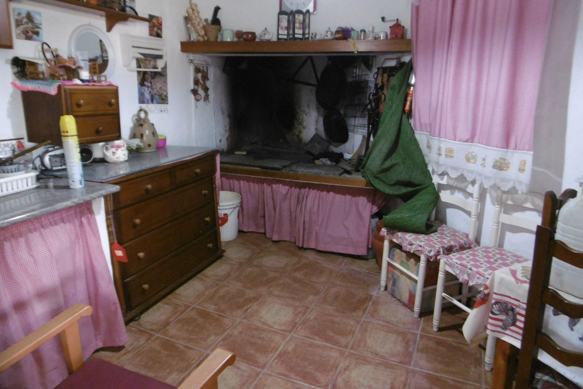 Revente - Maison de campagne -
Yecla