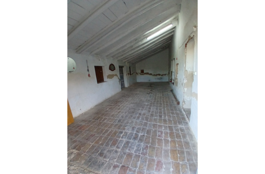 Revente - Maison de campagne -
Yecla