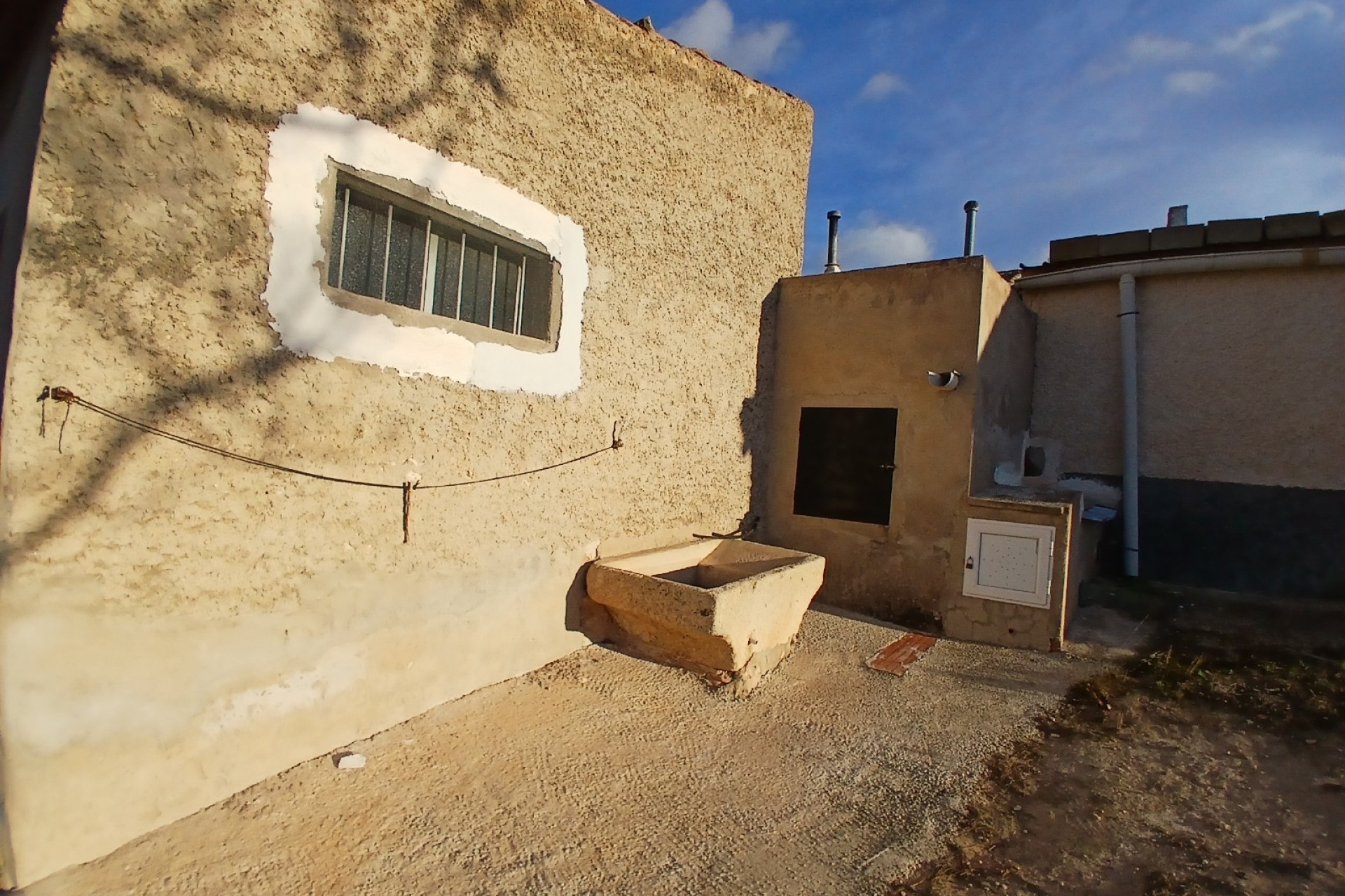 Revente - Maison de campagne -
Yecla