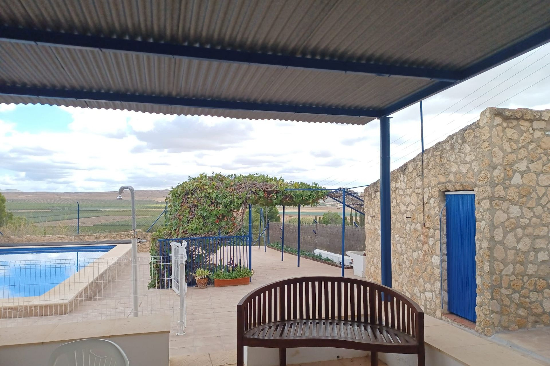 Revente - Maison de campagne -
Yecla