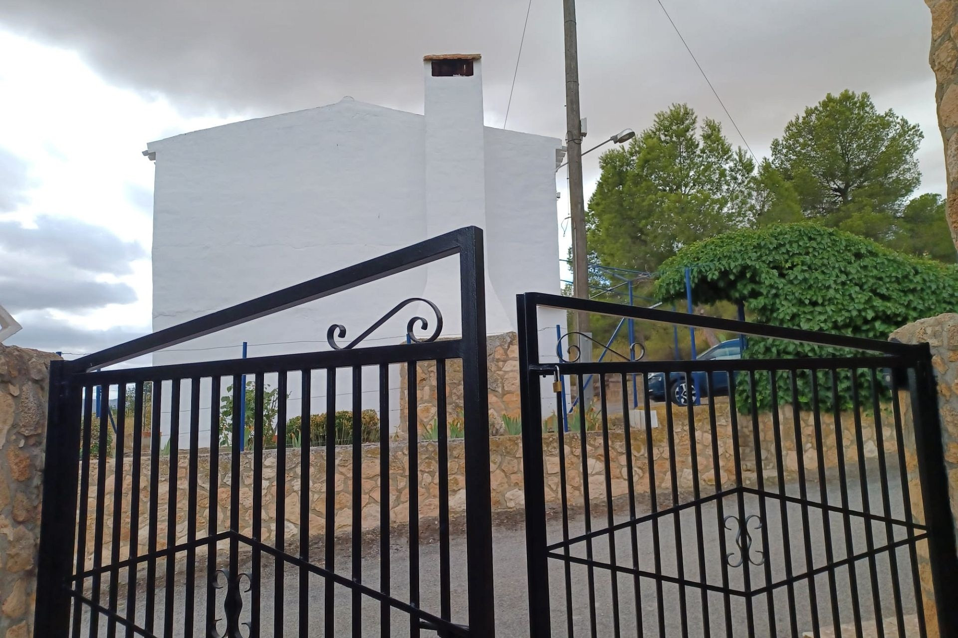 Revente - Maison de campagne -
Yecla