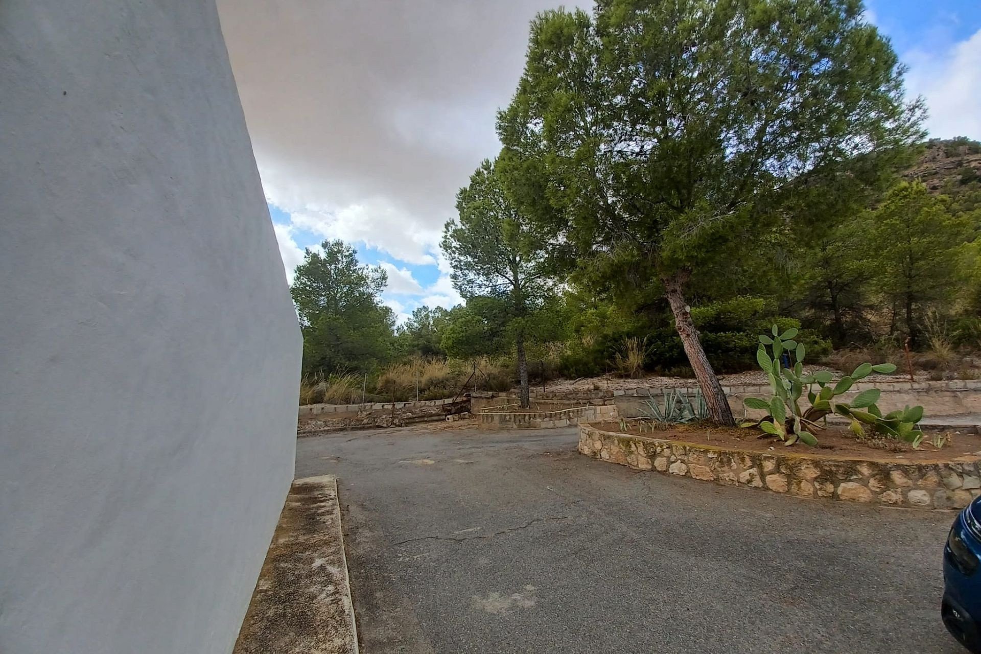 Revente - Maison de campagne -
Yecla