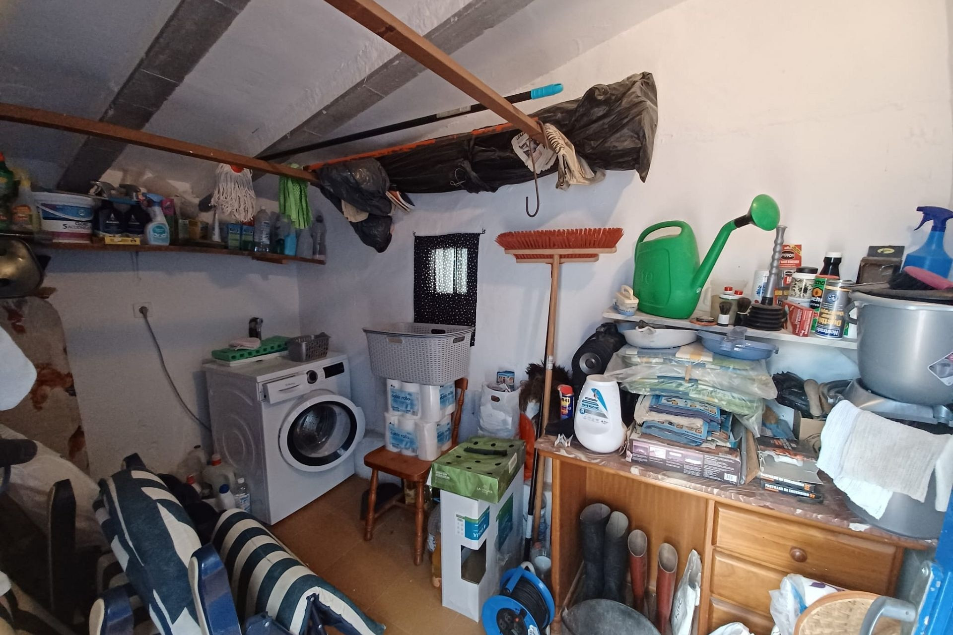 Revente - Maison de campagne -
Yecla